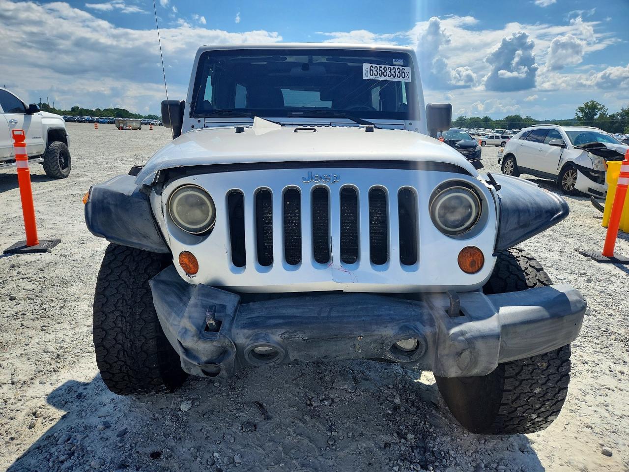 2012 Jeep Wrangler Unlimited Sport Silver vin: 1C4BJWDG4CL141088