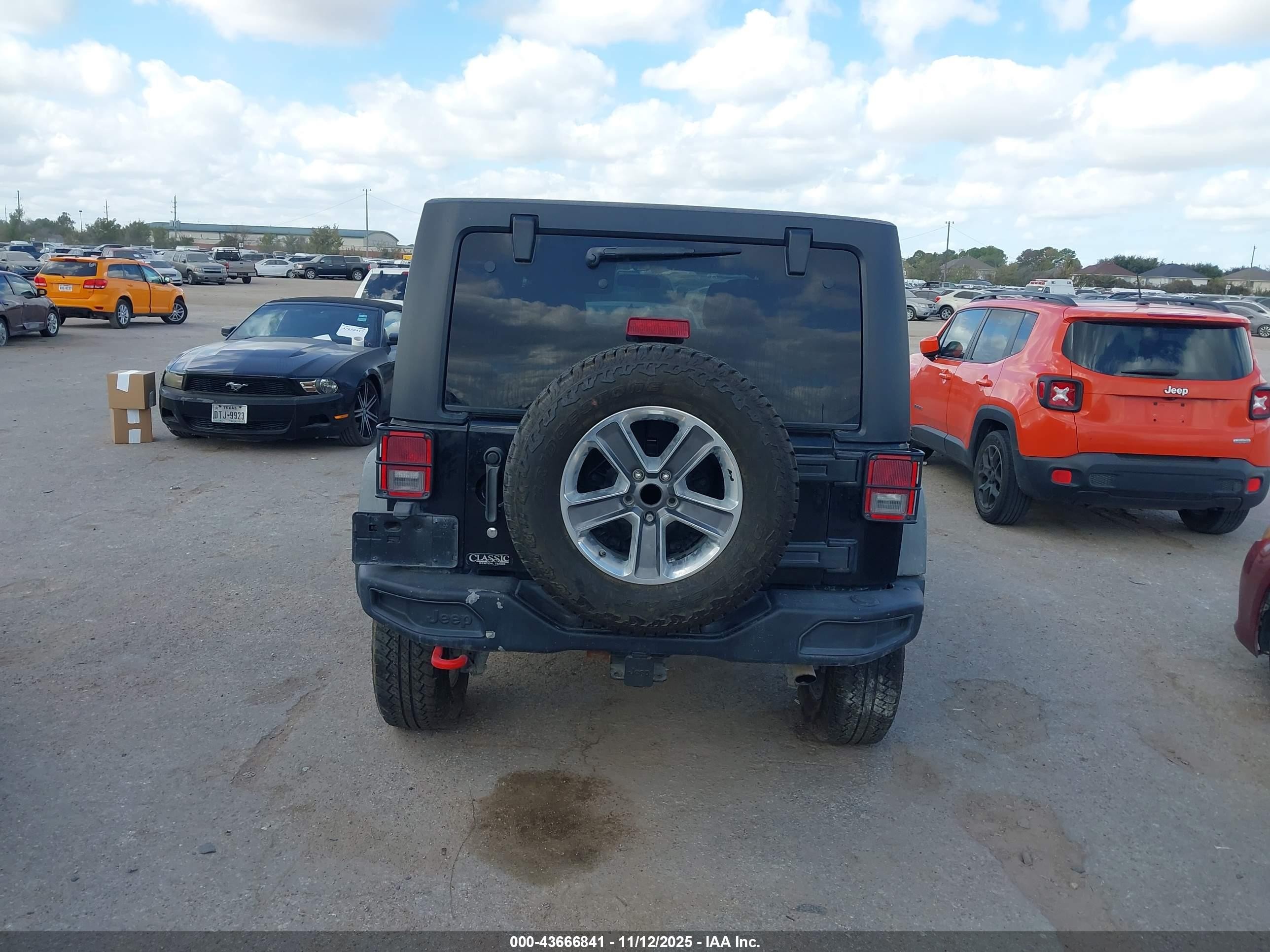 2012 Jeep Wrangler Unlimited Sport Black vin: 1C4BJWDG4CL153354