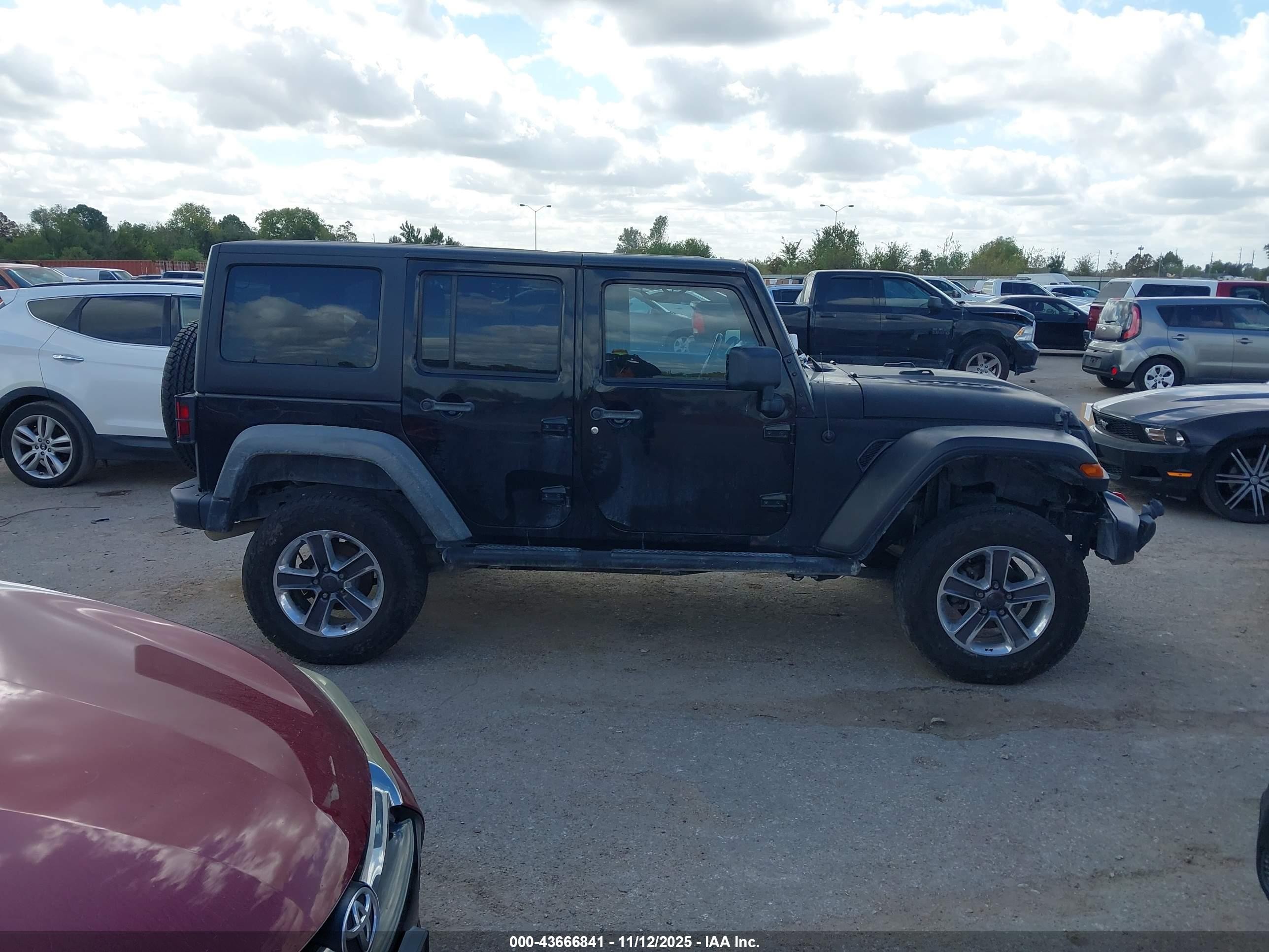 2012 Jeep Wrangler Unlimited Sport Black vin: 1C4BJWDG4CL153354