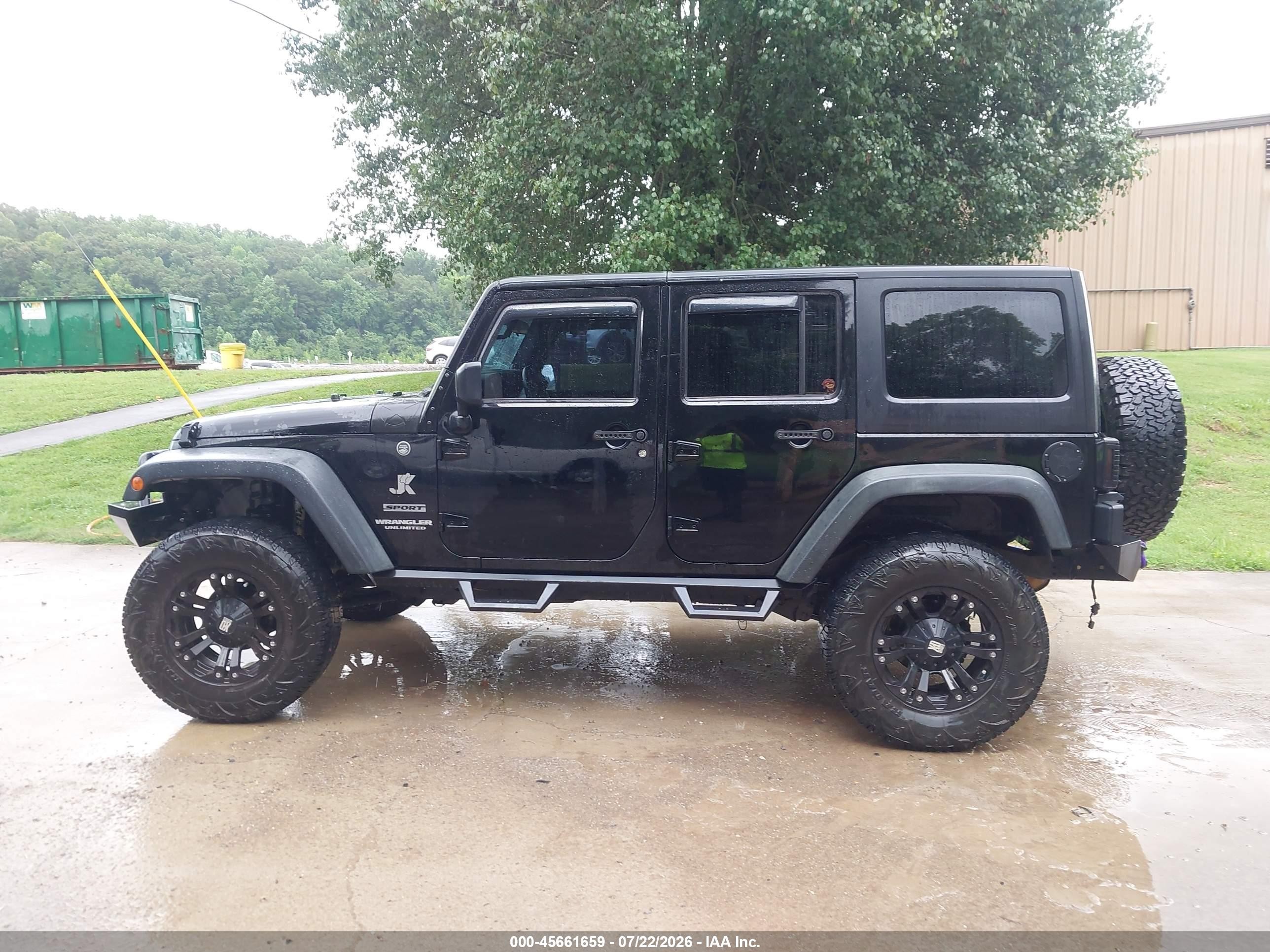 2012 Jeep Wrangler Unlimited Sport Black vin: 1C4BJWDG4CL234922