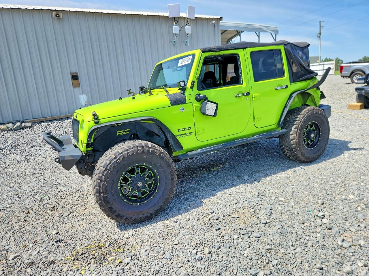 2012 Jeep Wrangler Unlimited Sport Green vin: 1C4BJWDG4CL235455