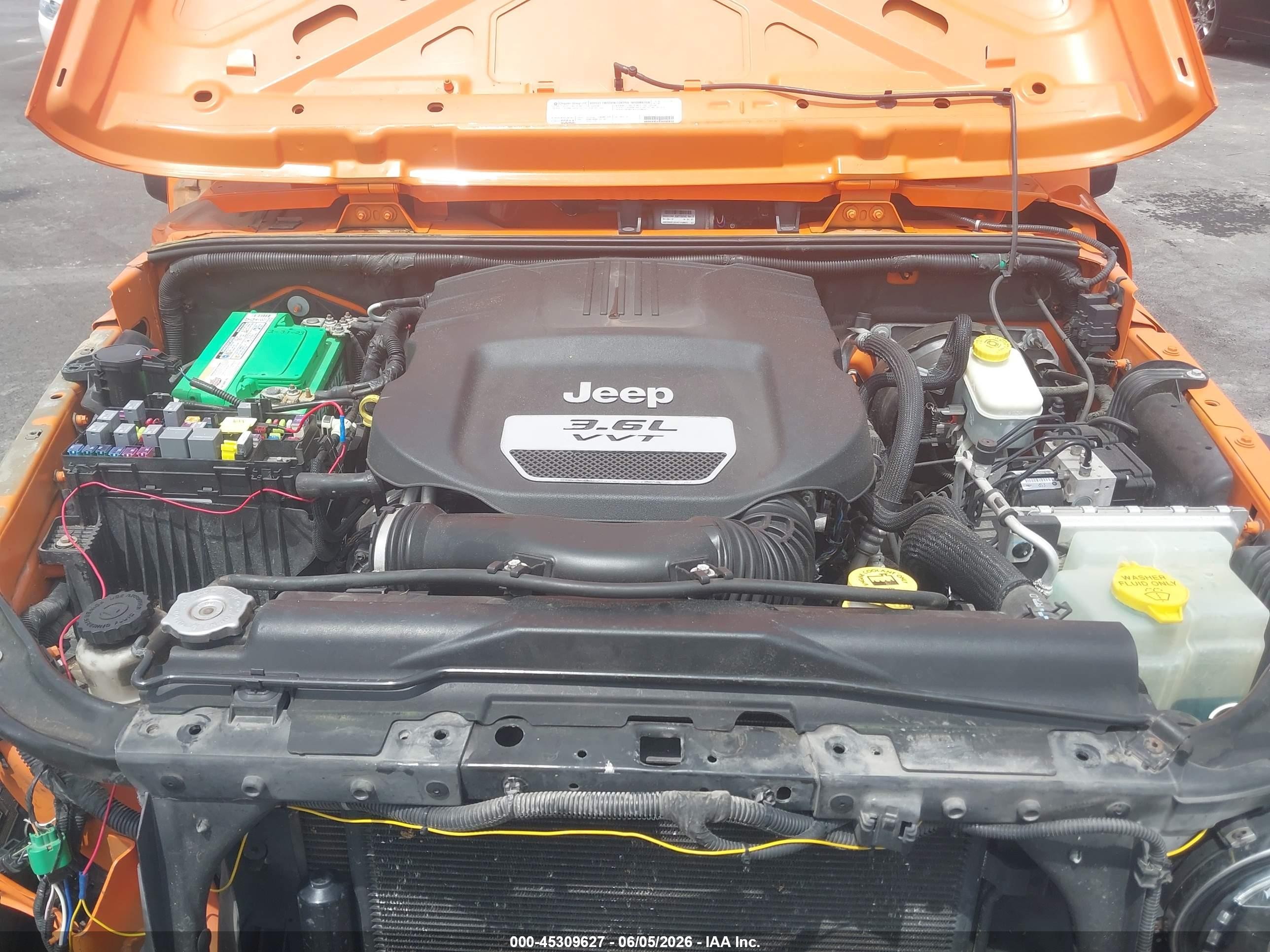 2012 Jeep Wrangler Unlimited Sport Orange vin: 1C4BJWDG4CL279715
