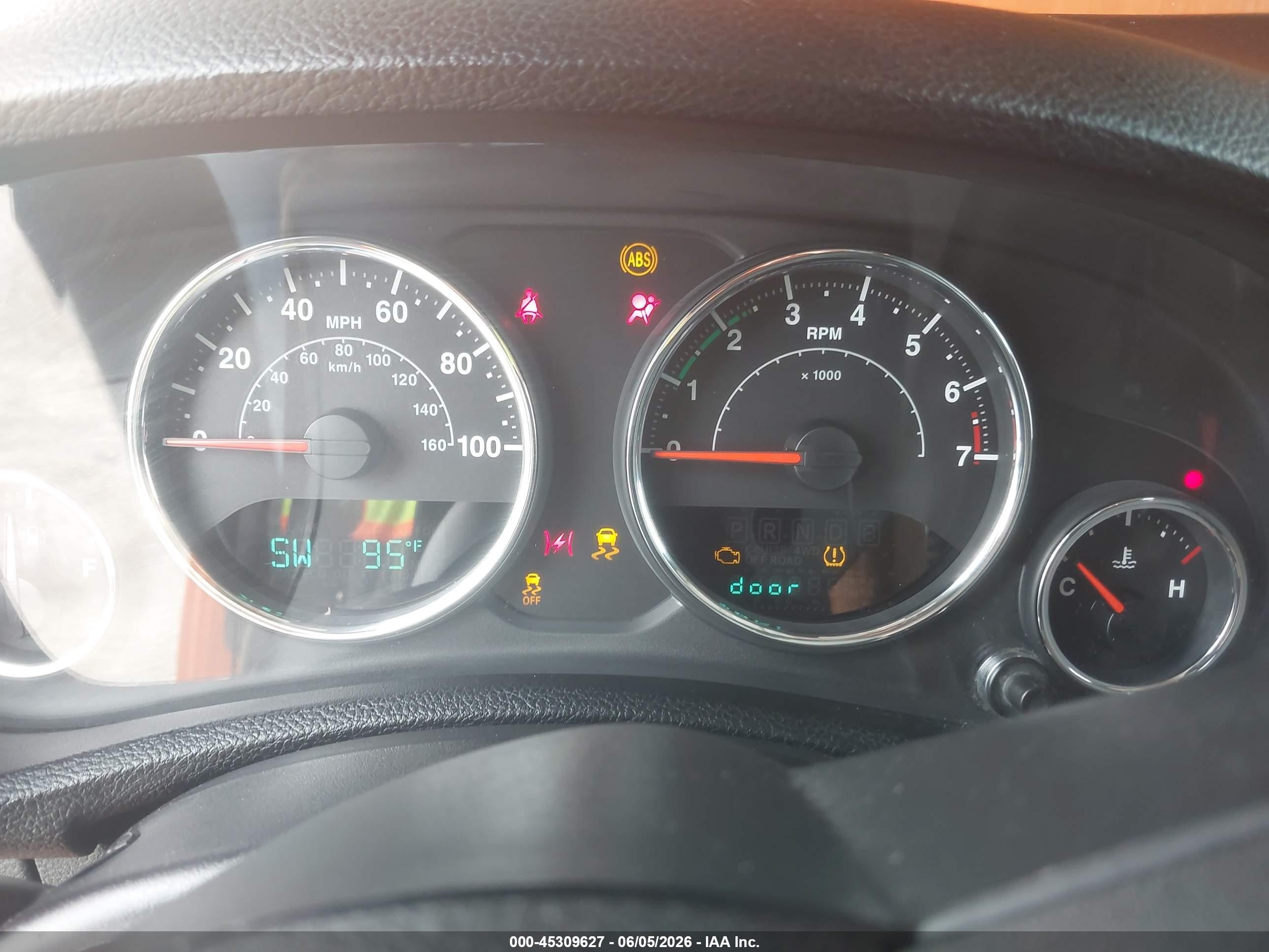 2012 Jeep Wrangler Unlimited Sport Orange vin: 1C4BJWDG4CL279715