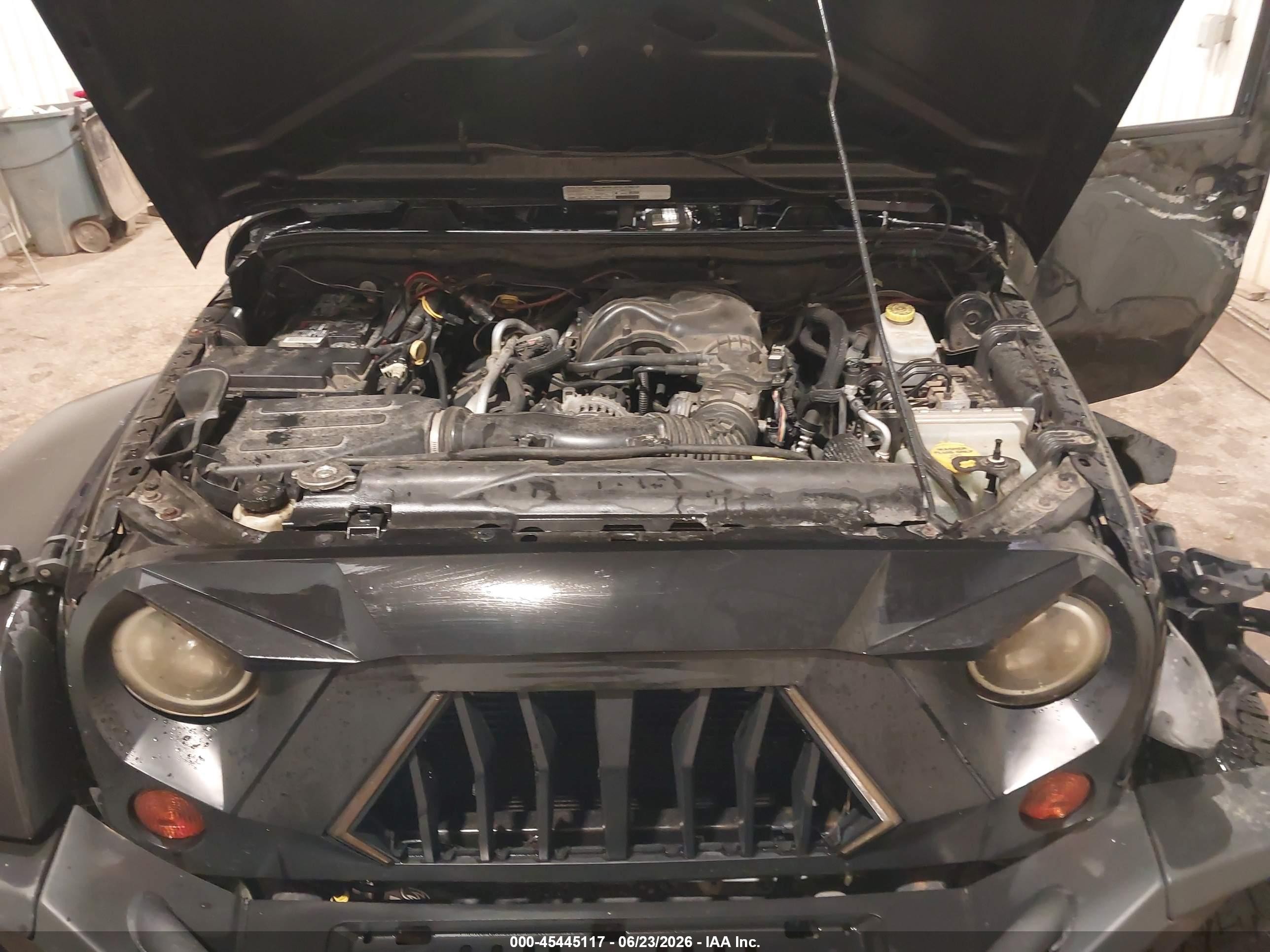 2013 Jeep Wrangler Unlimited Sport Black vin: 1C4BJWDG4DL511733