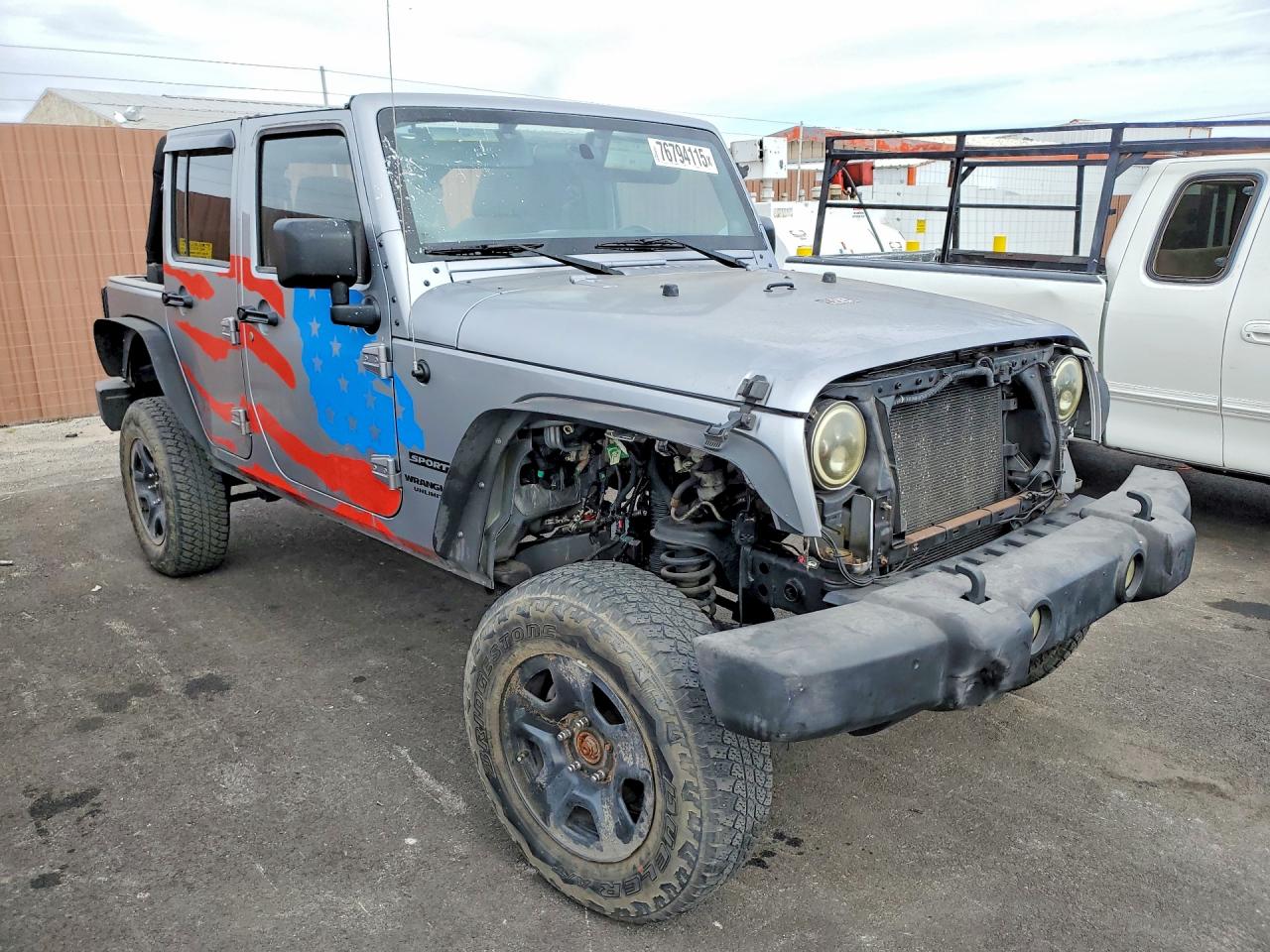 2013 Jeep Wrangler Unlimited Silver vin: 1C4BJWDG4DL581457