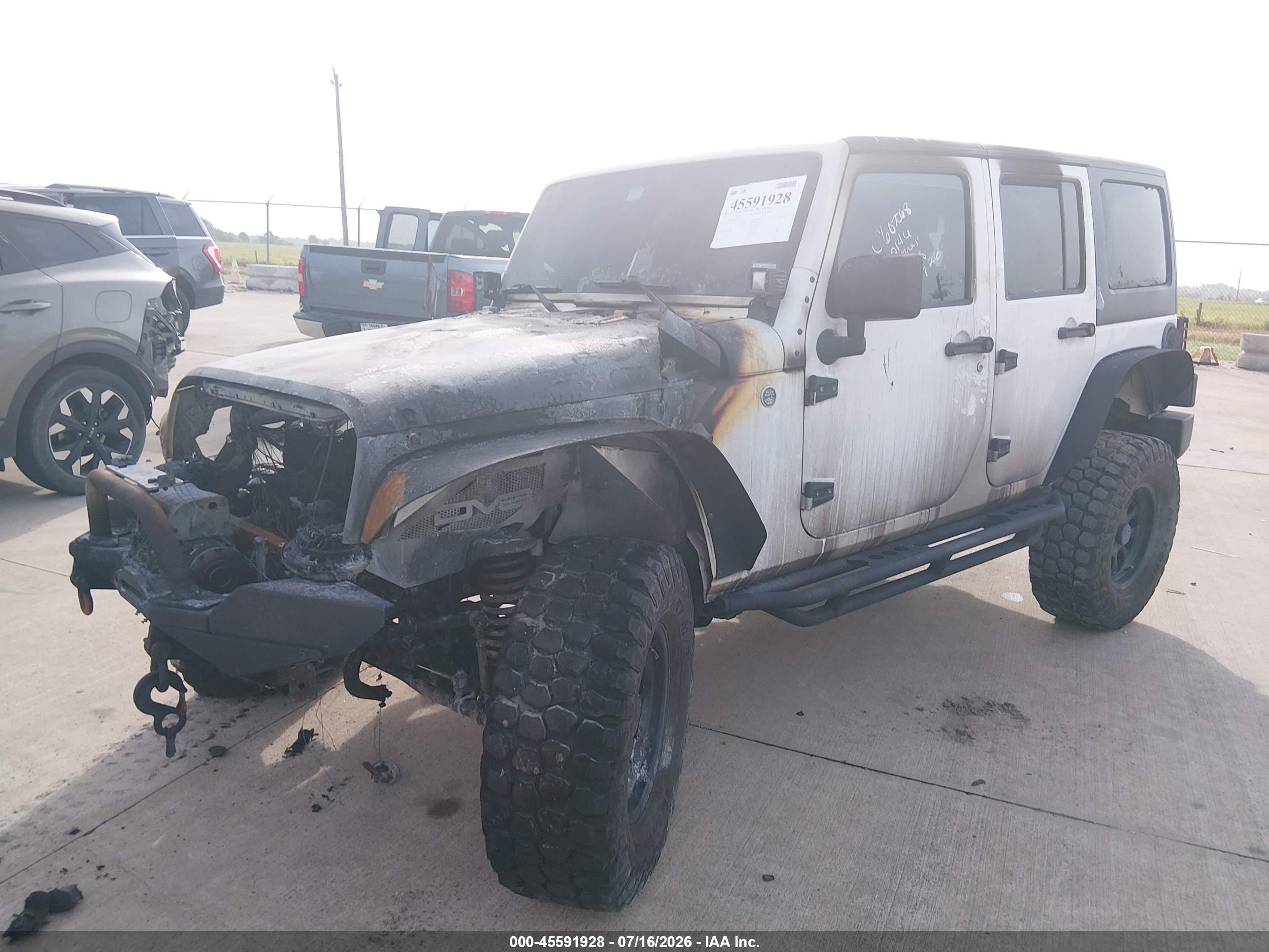 2013 Jeep Wrangler Unlimited Sport White vin: 1C4BJWDG4DL650146