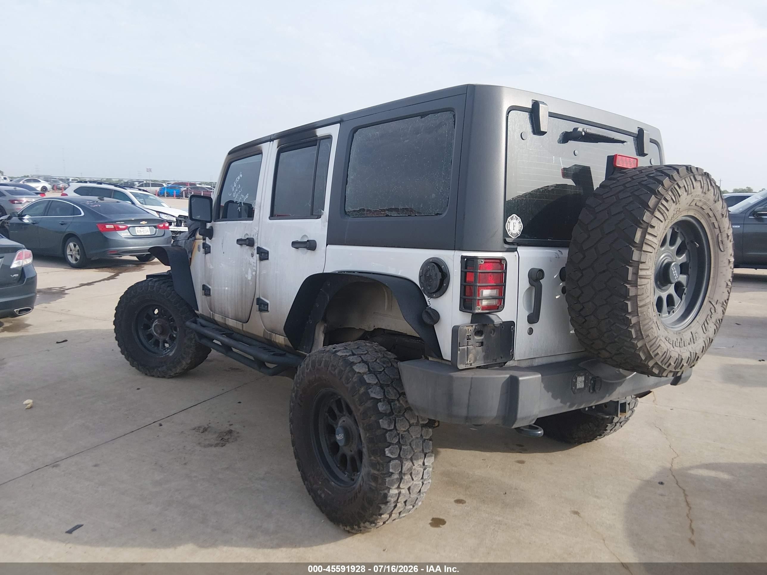 2013 Jeep Wrangler Unlimited Sport White vin: 1C4BJWDG4DL650146