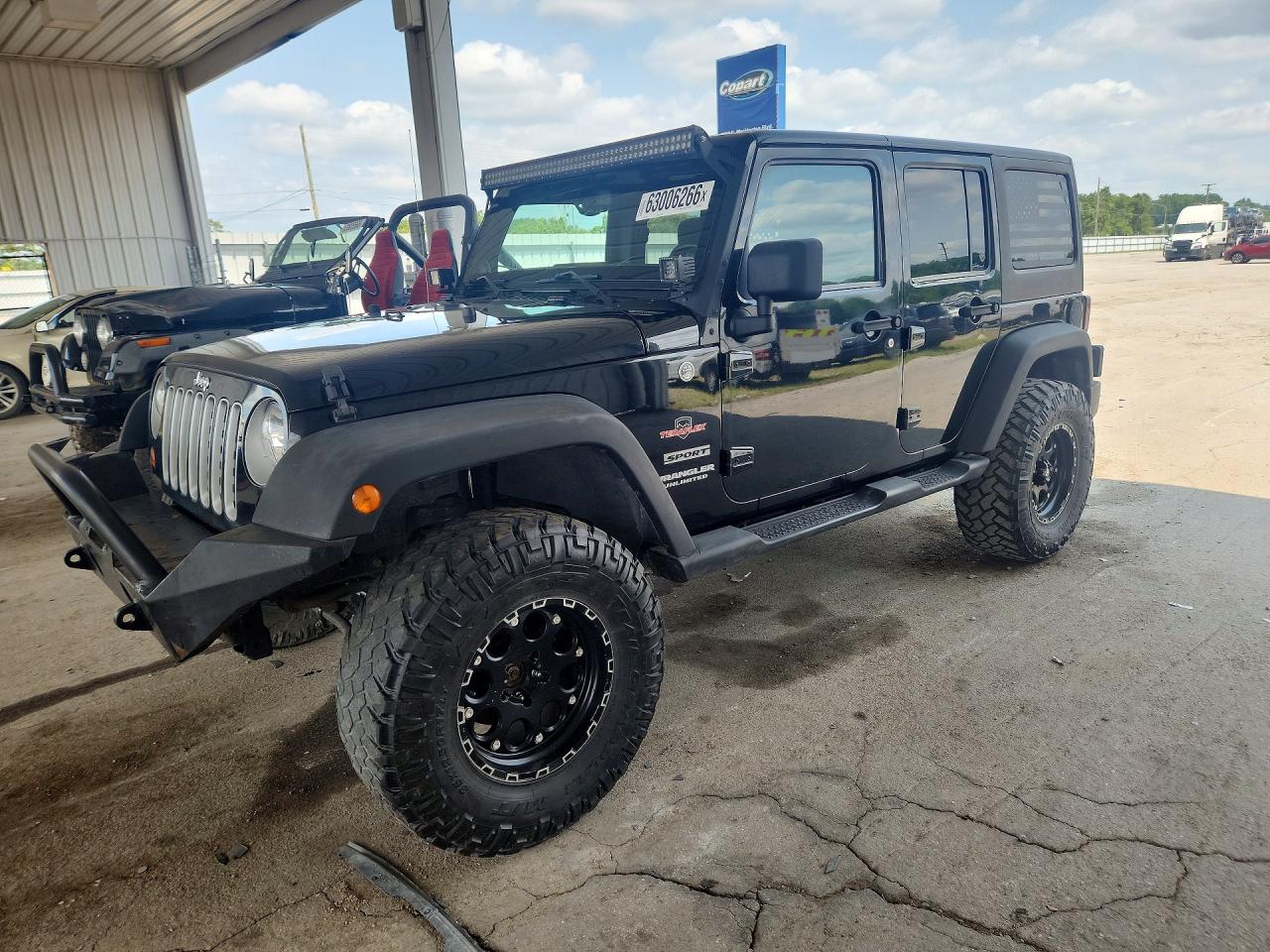 2013 Jeep Wrangler Unlimited Sport Black vin: 1C4BJWDG4DL654875