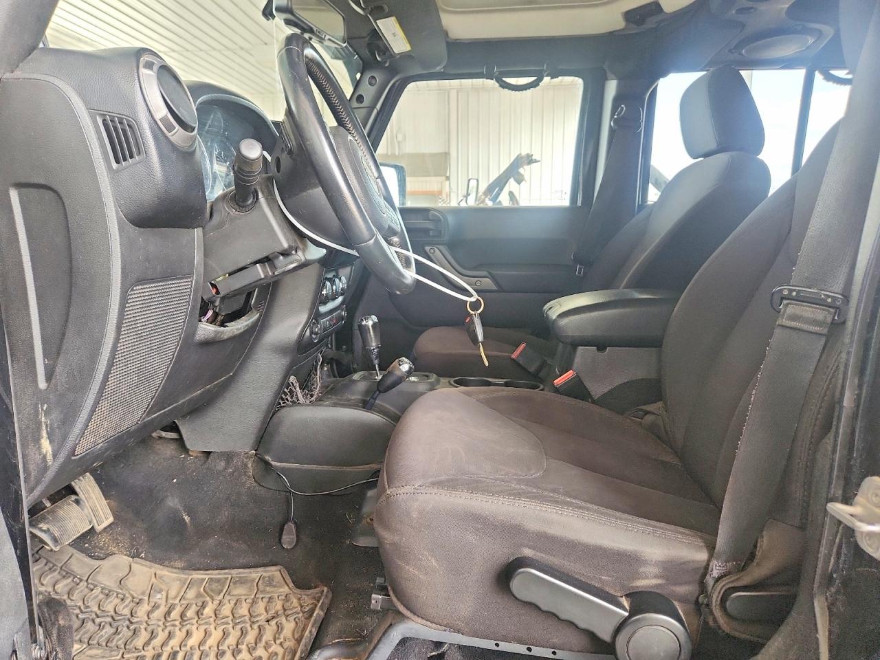 2013 Jeep Wrangler Unlimited Sport Black vin: 1C4BJWDG4DL654875