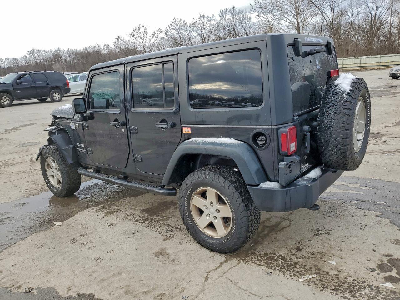 2014 Jeep Wrangler Unlimited Sport Black vin: 1C4BJWDG4EL100379