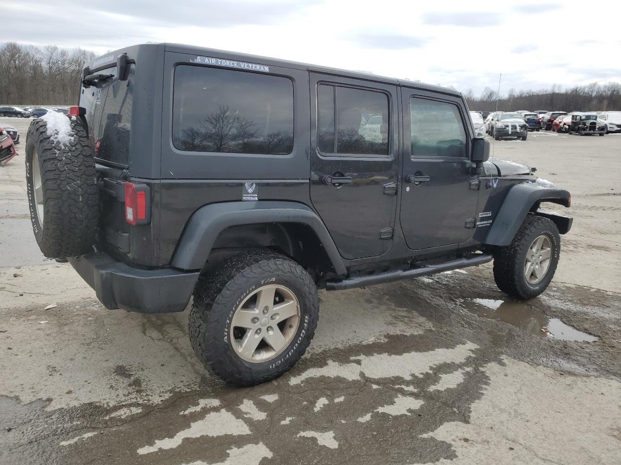 2014 Jeep Wrangler Unlimited Sport Black vin: 1C4BJWDG4EL100379