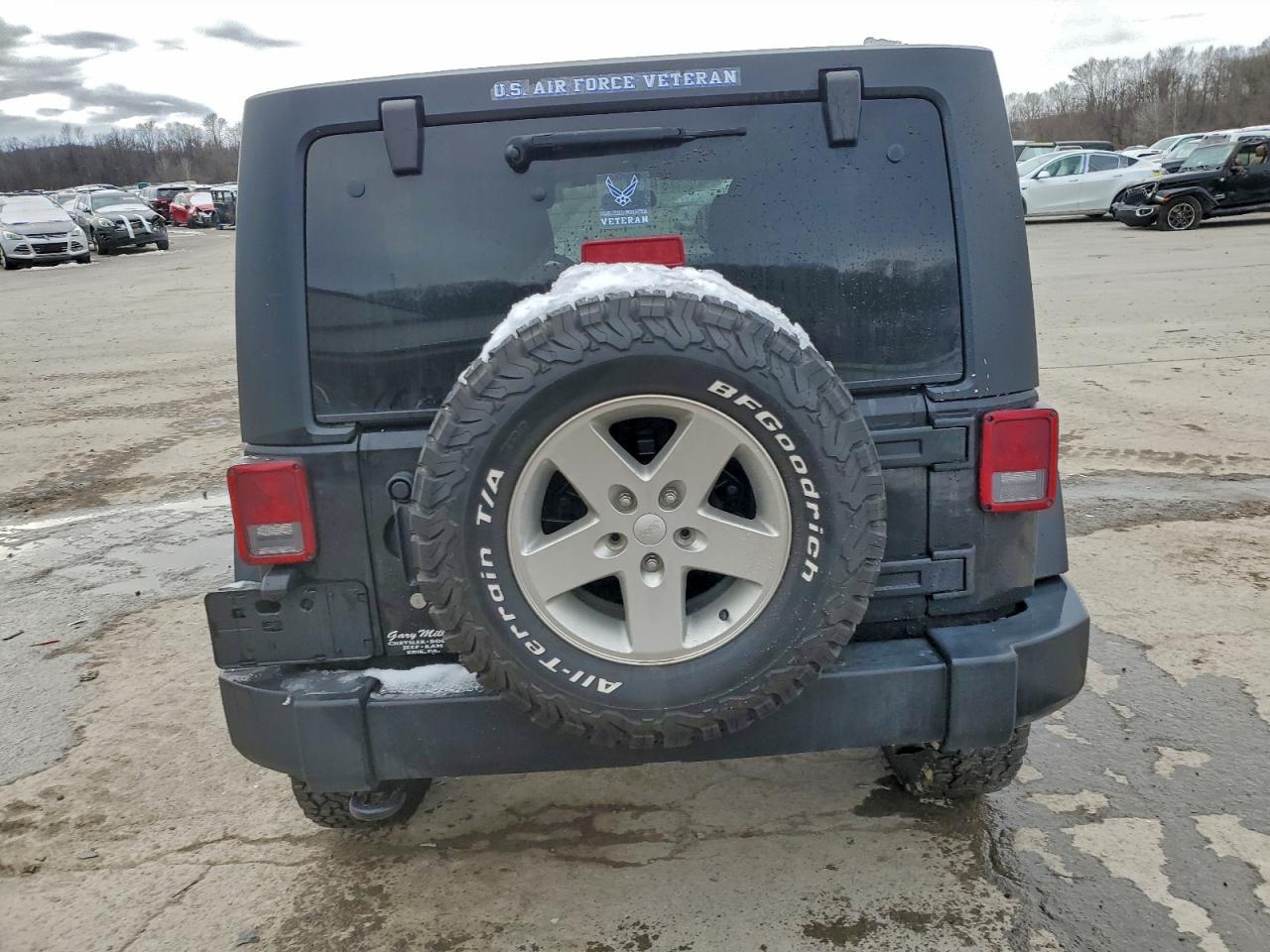 2014 Jeep Wrangler Unlimited Sport Black vin: 1C4BJWDG4EL100379