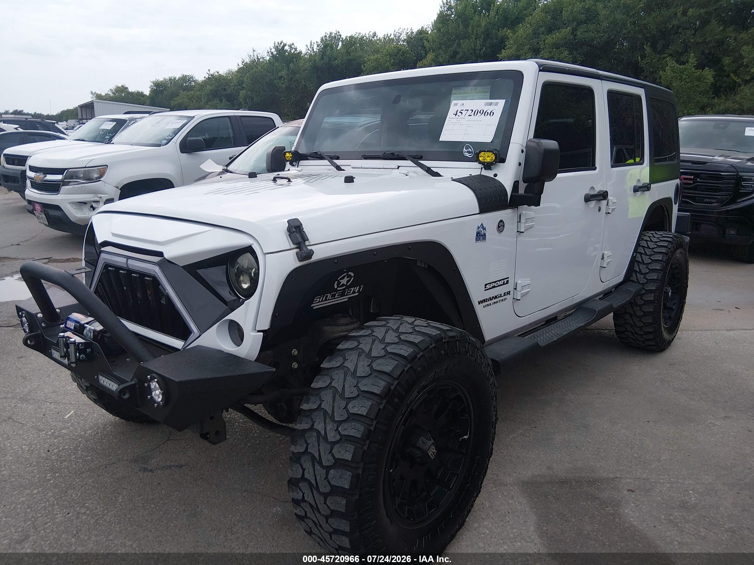 2014 Jeep Wrangler Unlimited Sport White vin: 1C4BJWDG4EL247978