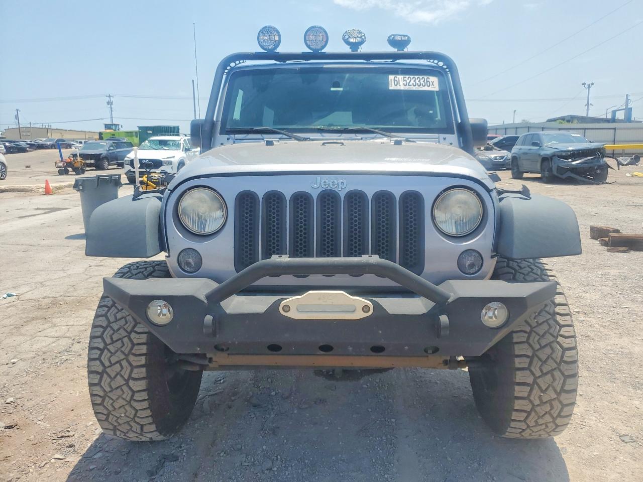 2014 Jeep Wrangler Unlimited Sport Серебряный vin: 1C4BJWDG4EL261136