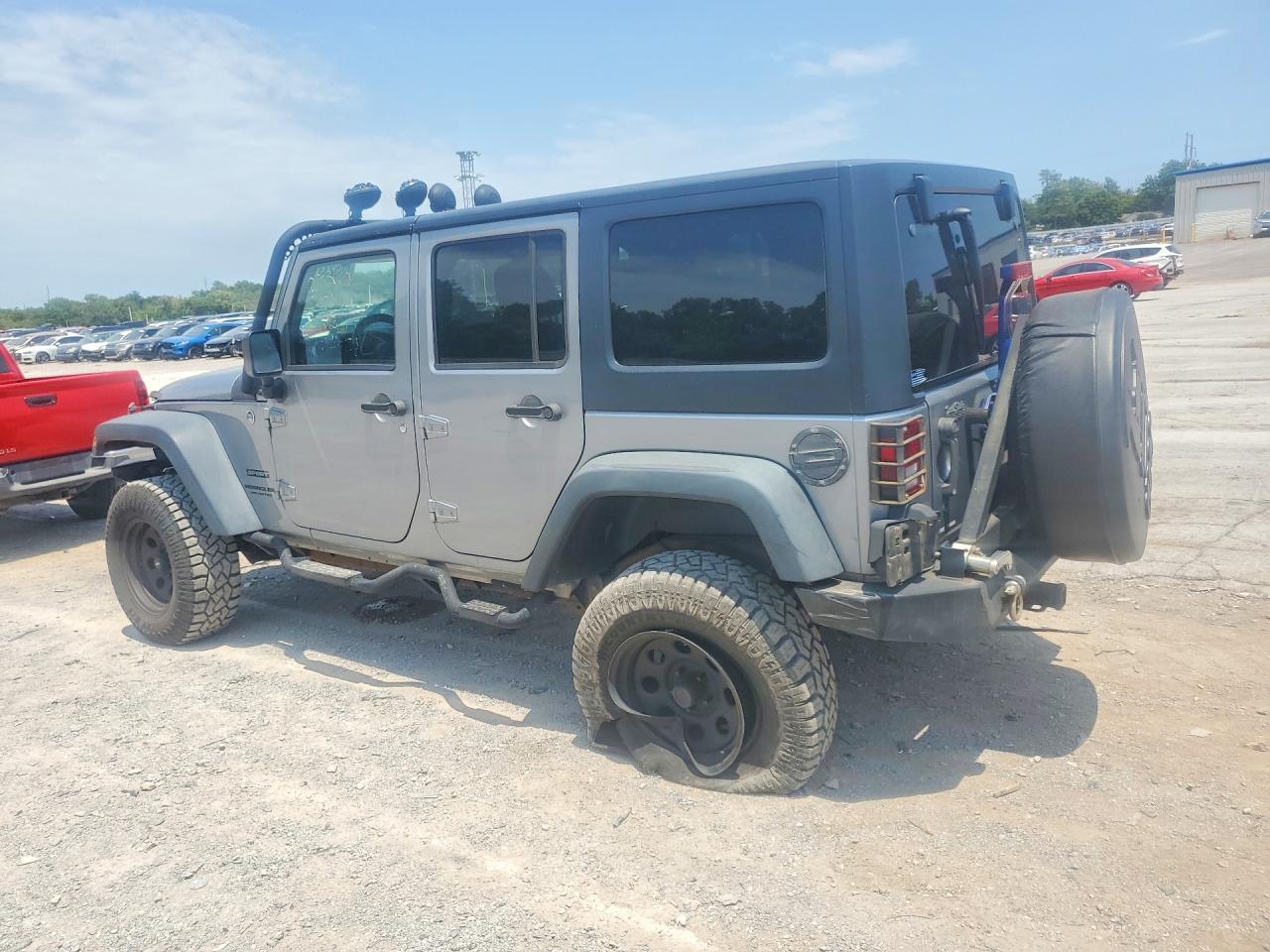2014 Jeep Wrangler Unlimited Sport Серебряный vin: 1C4BJWDG4EL261136