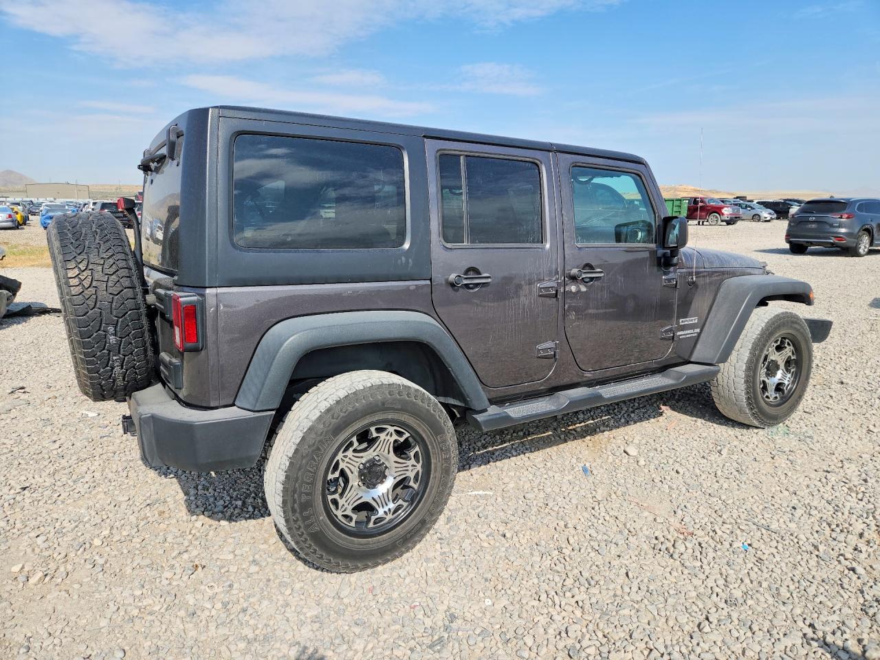 2014 Jeep Wrangler Unlimited Sport Black vin: 1C4BJWDG4EL269480