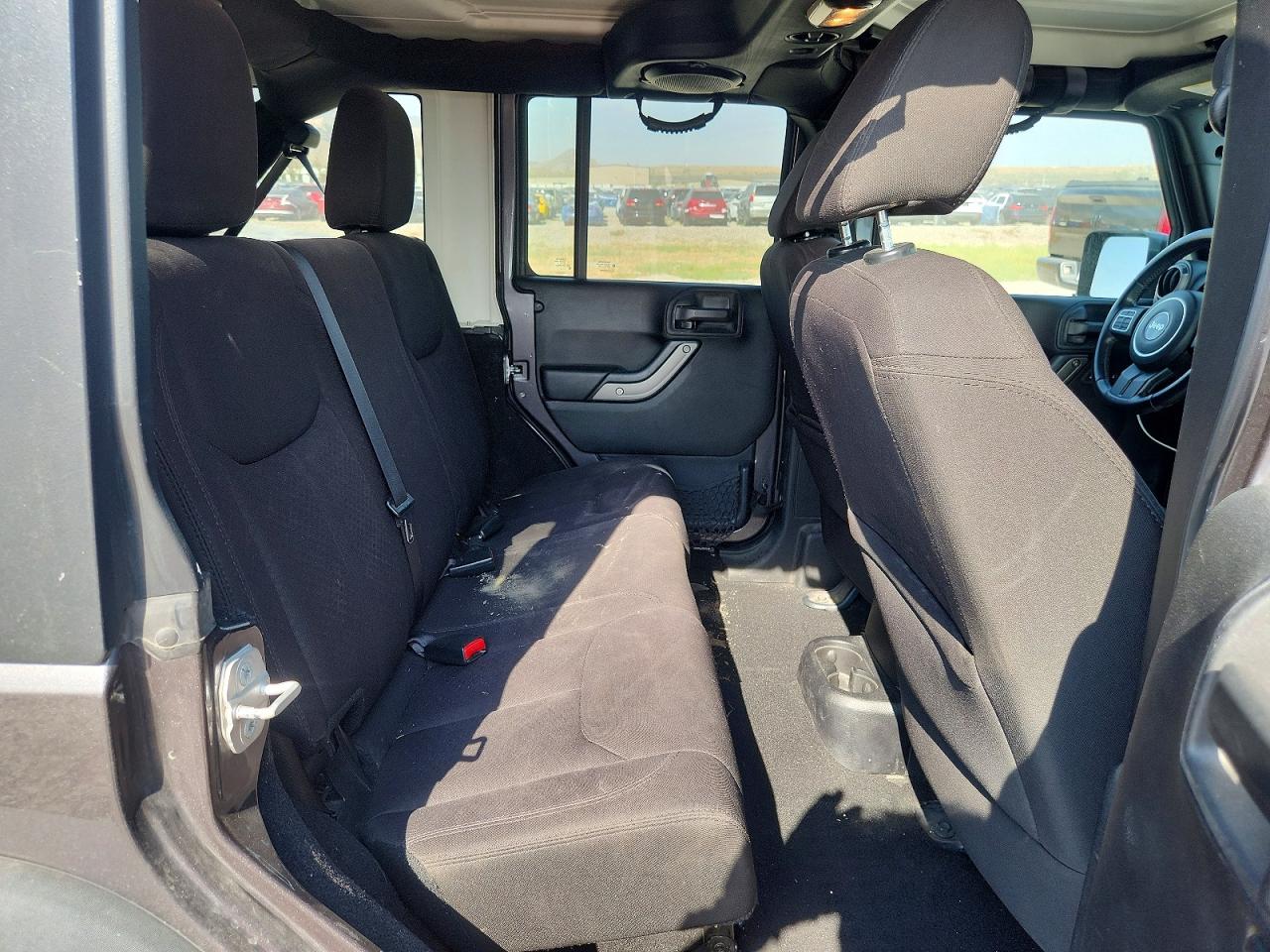 2014 Jeep Wrangler Unlimited Sport Black vin: 1C4BJWDG4EL269480