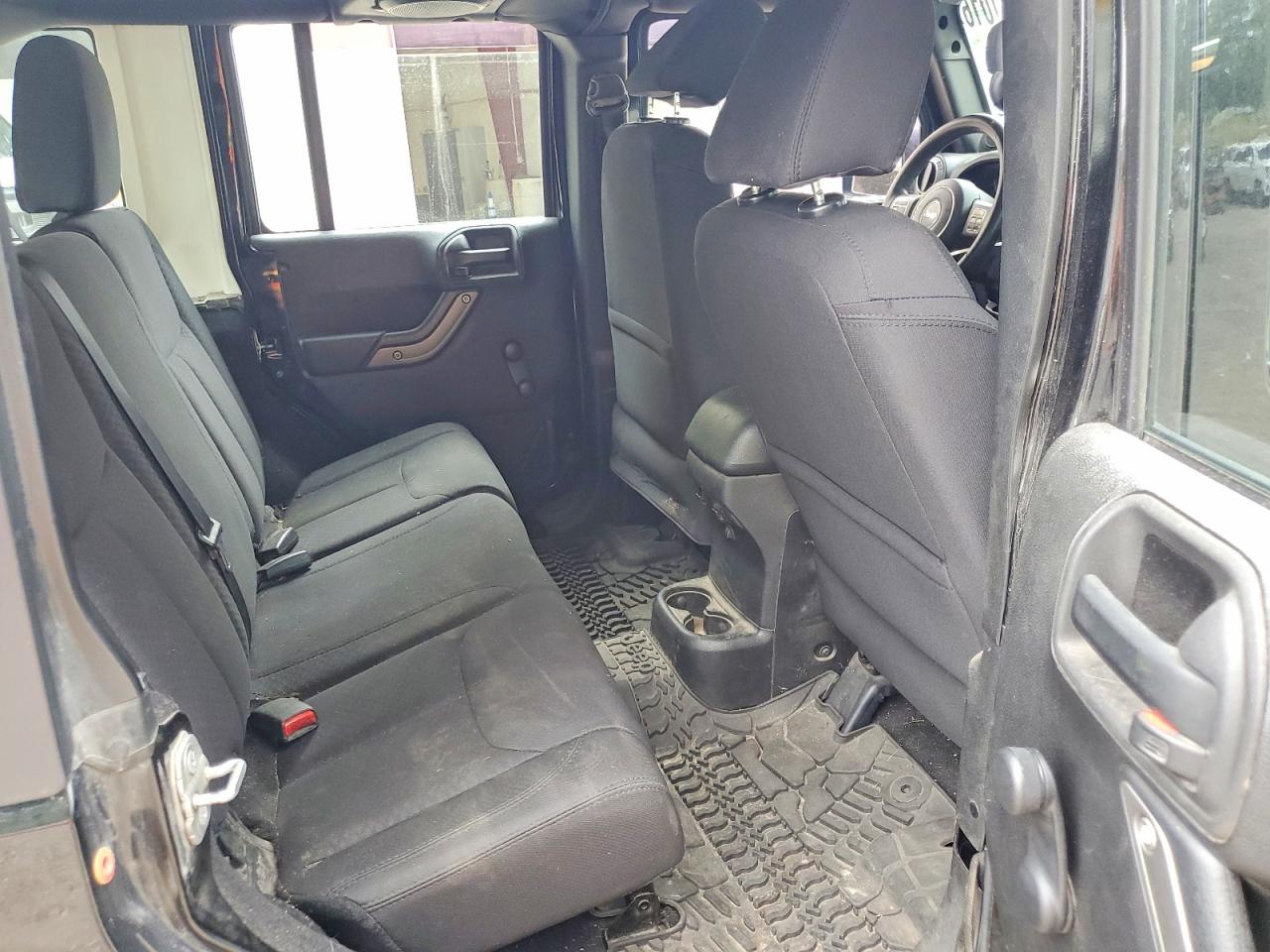2014 Jeep Wrangler Unlimited Sport Черный vin: 1C4BJWDG4EL312067
