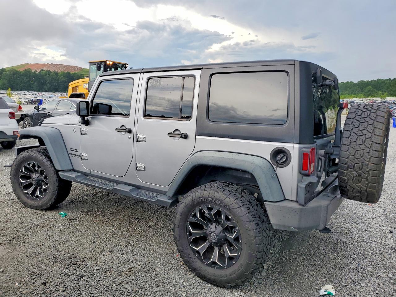 2015 Jeep Wrangler Unlimited Sport Gray vin: 1C4BJWDG4FL504834
