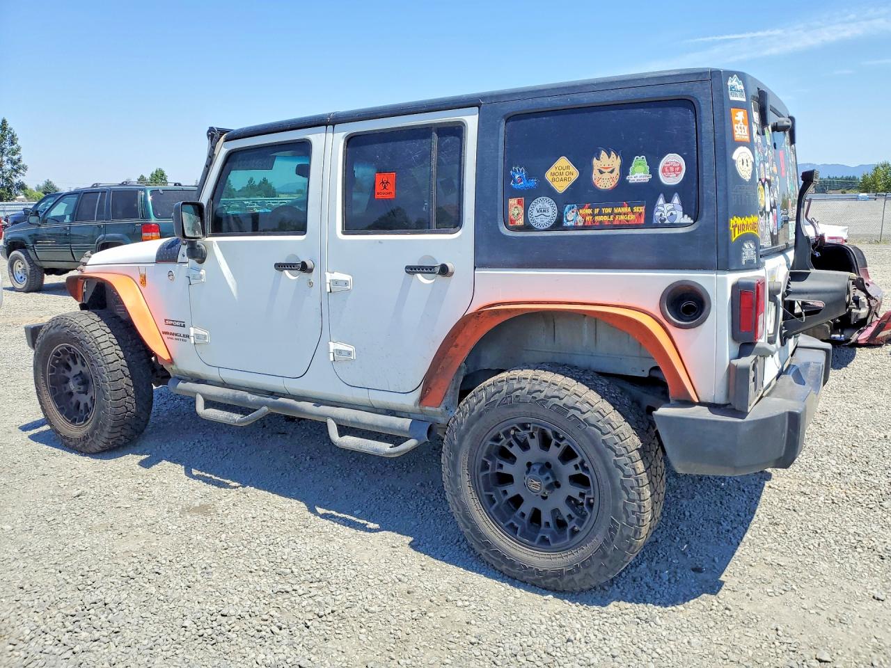 2015 Jeep Wrangler Unlimited Sport White vin: 1C4BJWDG4FL507572