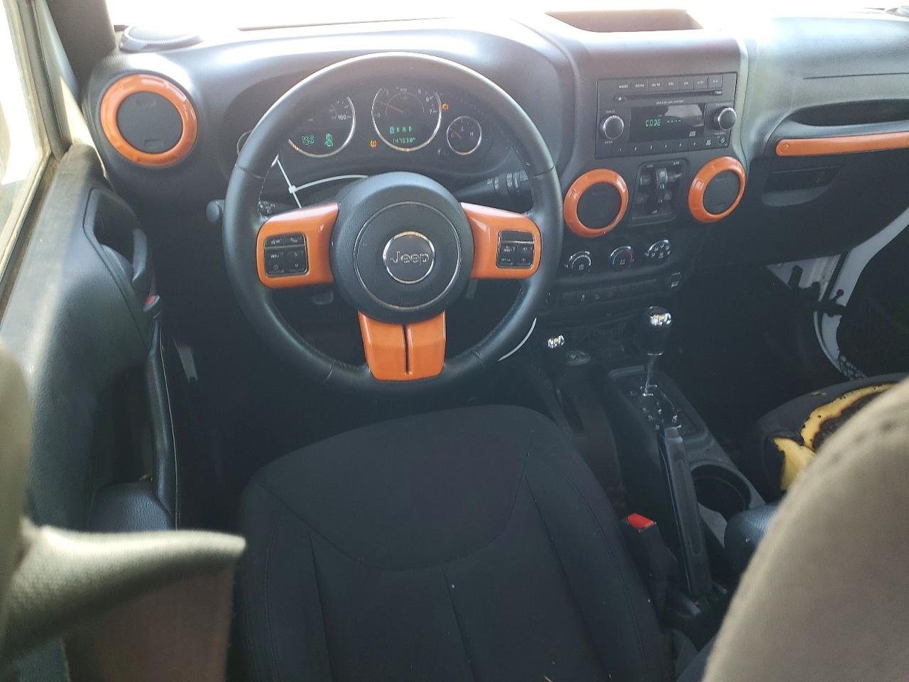 2015 Jeep Wrangler Unlimited Sport White vin: 1C4BJWDG4FL507572