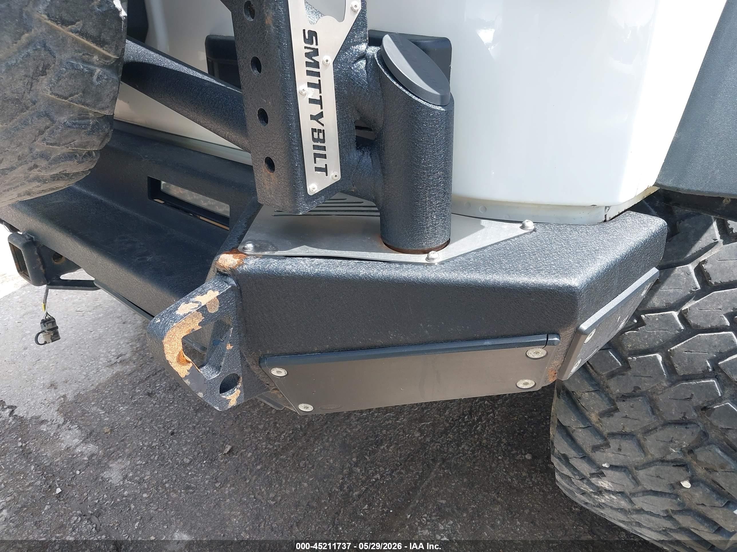 2015 Jeep Wrangler Unlimited Sport White vin: 1C4BJWDG4FL509922