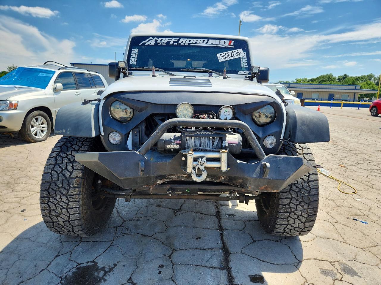 2015 Jeep Wrangler Unlimited Sport Белый vin: 1C4BJWDG4FL548607