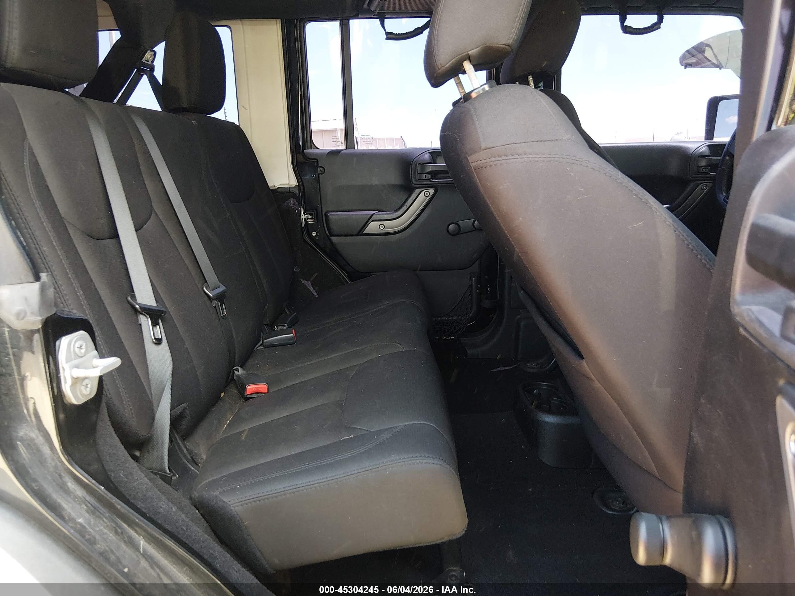 2015 Jeep Wrangler Unlimited Sport Black vin: 1C4BJWDG4FL600625