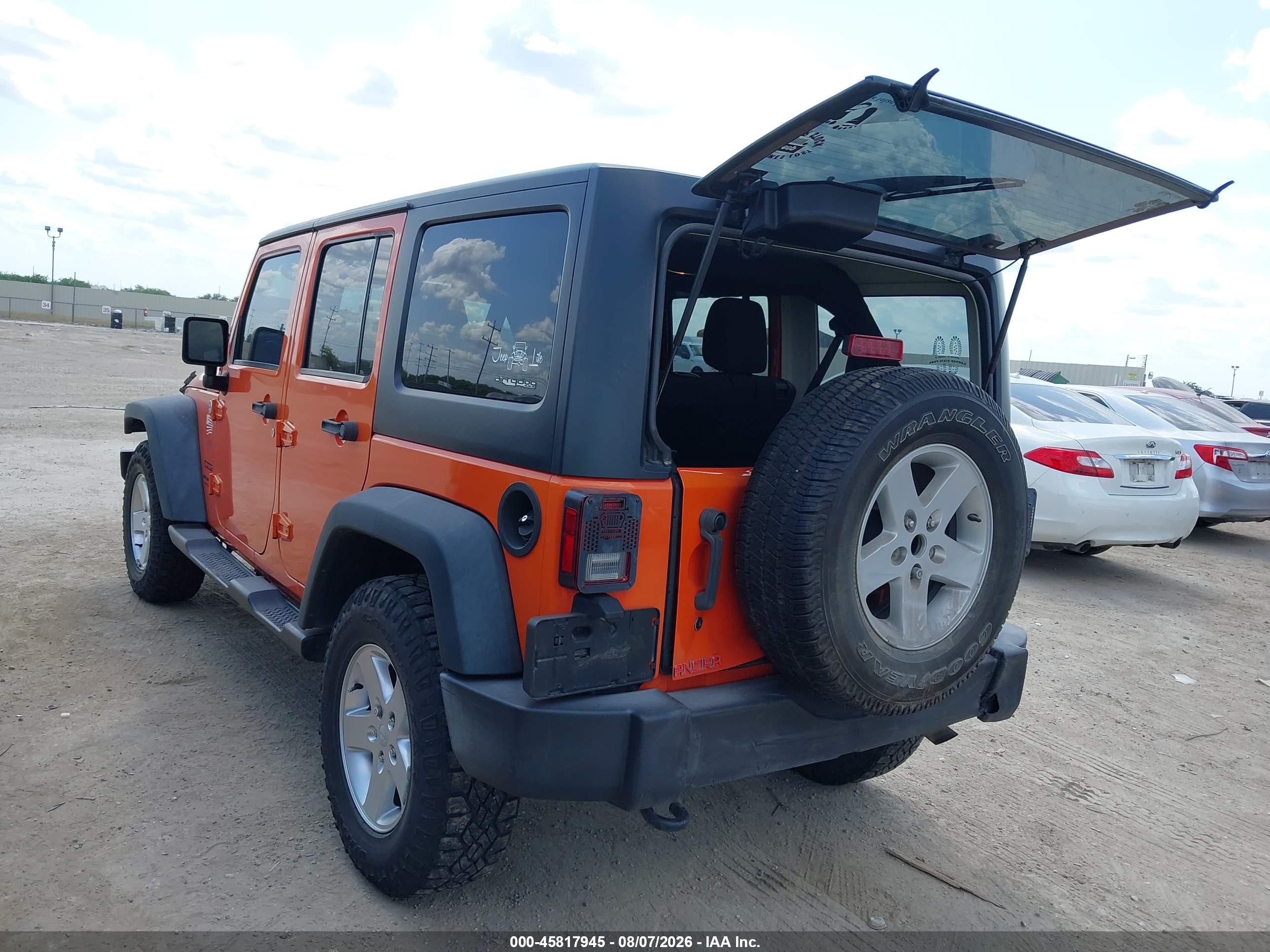 2015 Jeep Wrangler Unlimited Sport Оранжевый vin: 1C4BJWDG4FL628361