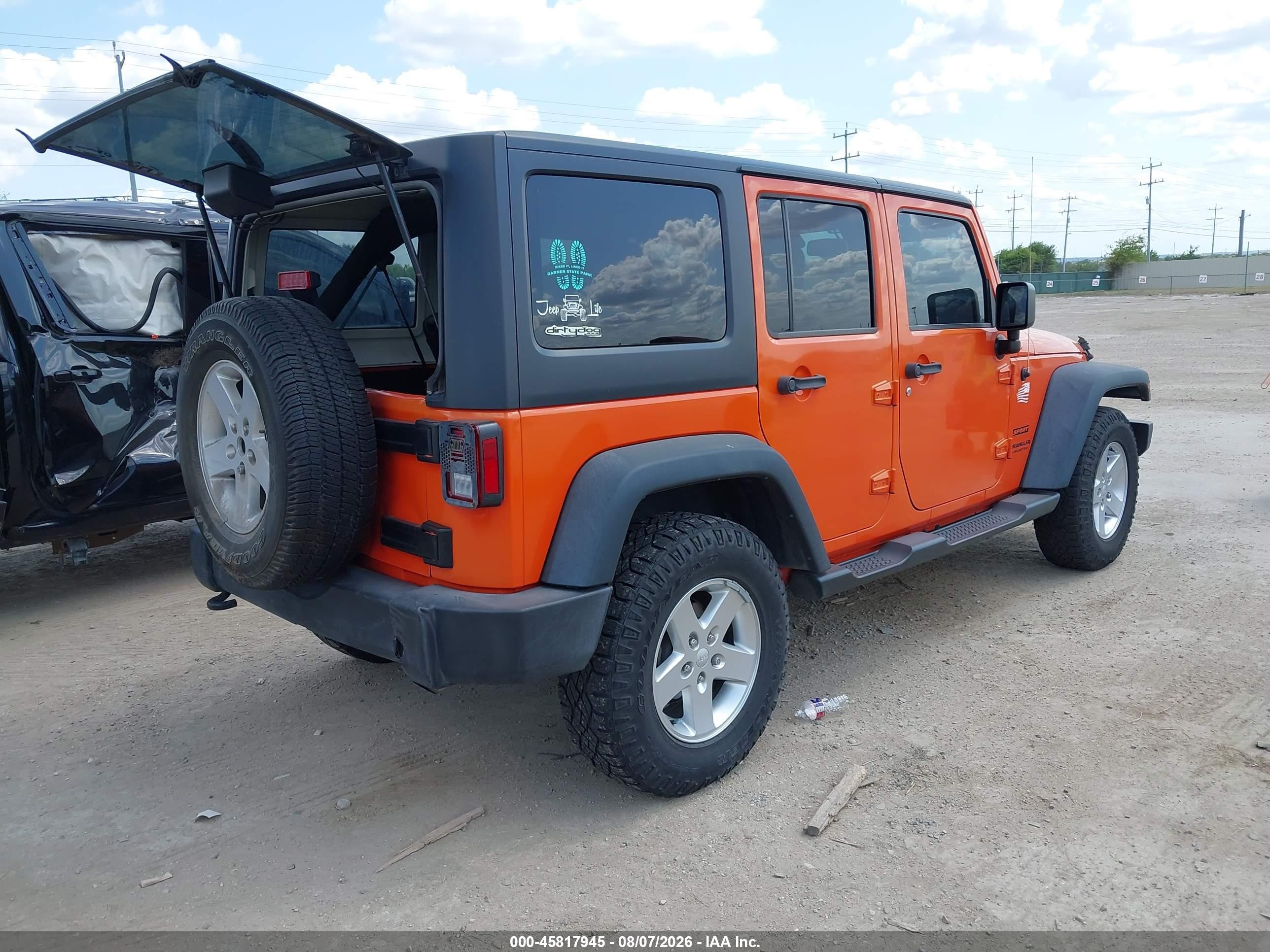2015 Jeep Wrangler Unlimited Sport Оранжевый vin: 1C4BJWDG4FL628361