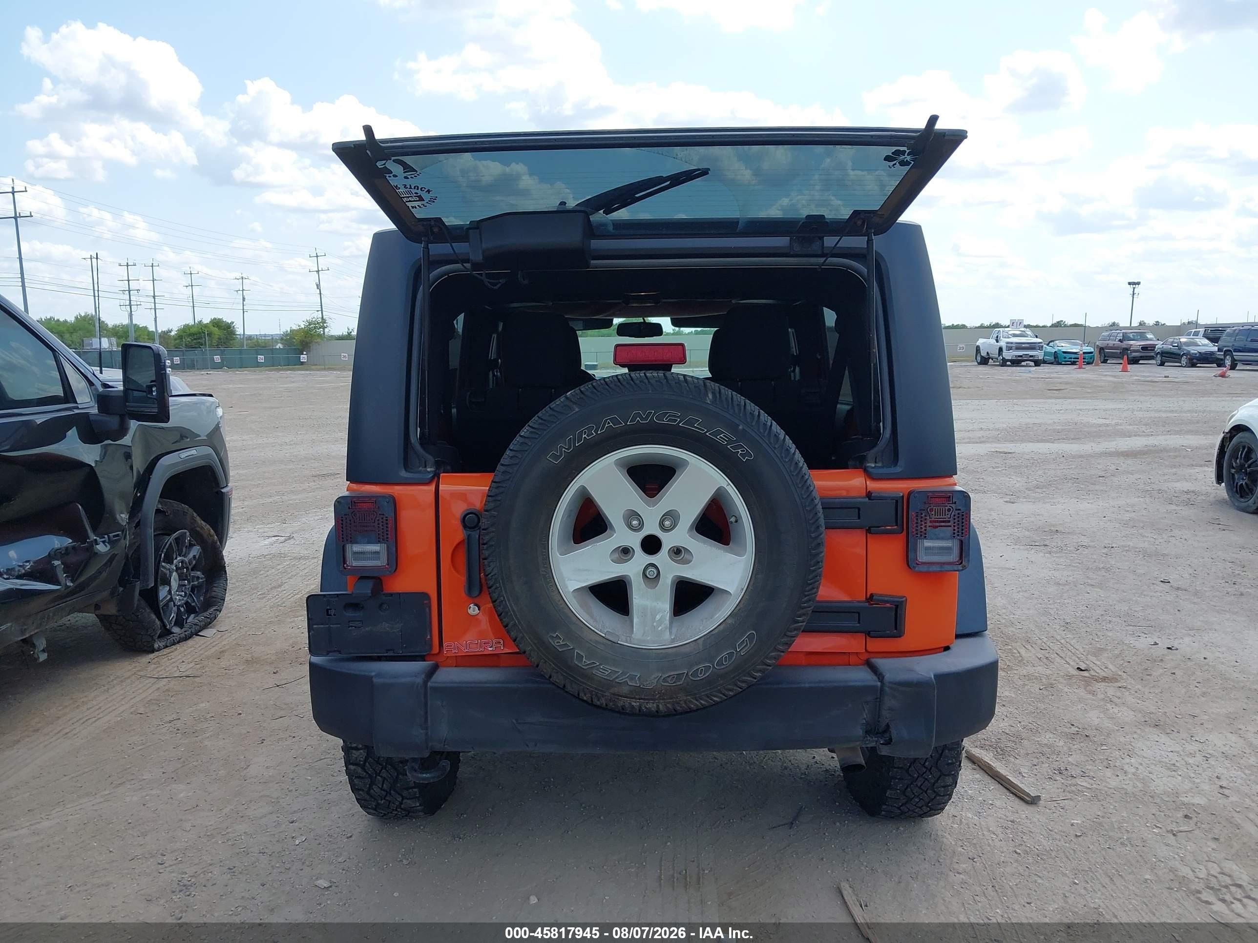 2015 Jeep Wrangler Unlimited Sport Оранжевый vin: 1C4BJWDG4FL628361