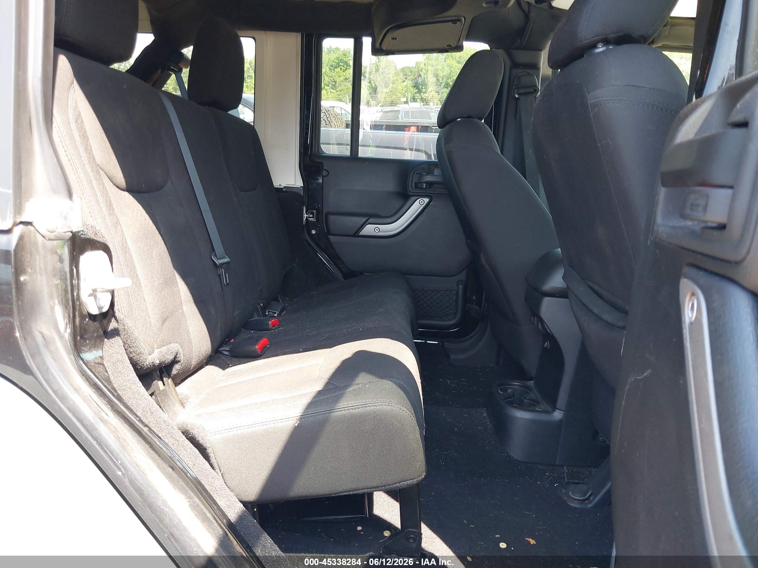 2015 Jeep Wrangler Unlimited Sport Black vin: 1C4BJWDG4FL750881