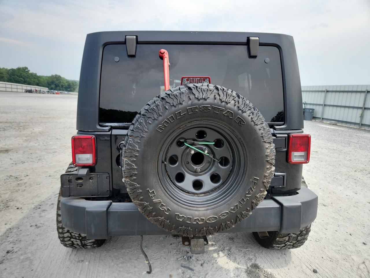 2016 Jeep Wrangler Unlimited Sport Black vin: 1C4BJWDG4GL130906