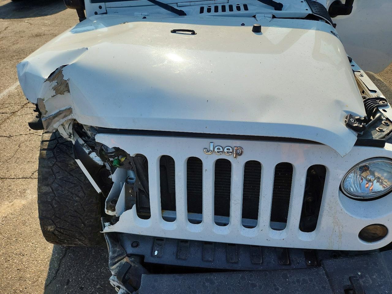 2017 Jeep Wrangler Unlimited Sport White vin: 1C4BJWDG4HL561196