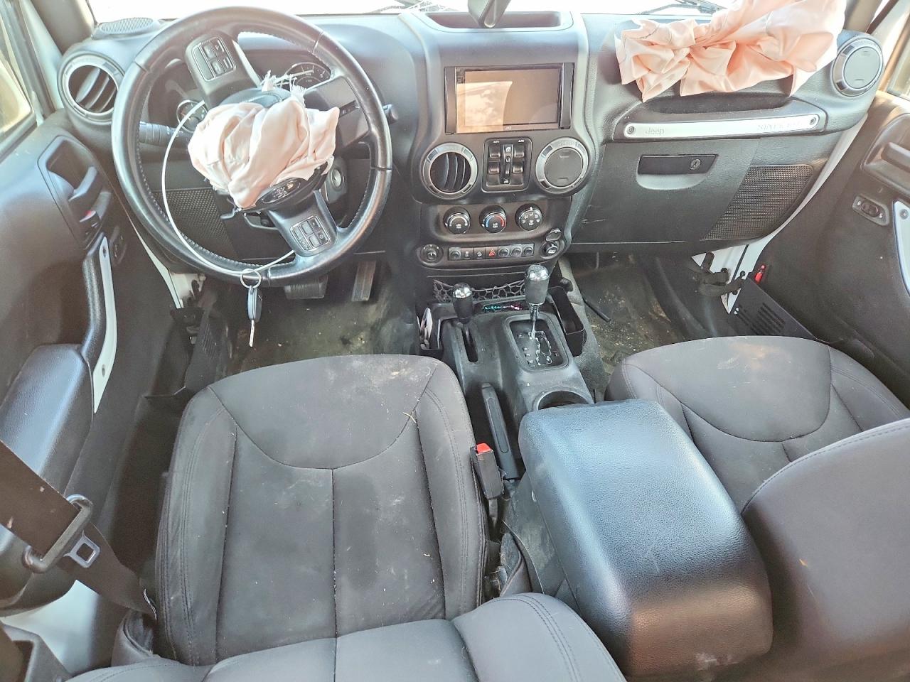 2017 Jeep Wrangler Unlimited Sport White vin: 1C4BJWDG4HL561196