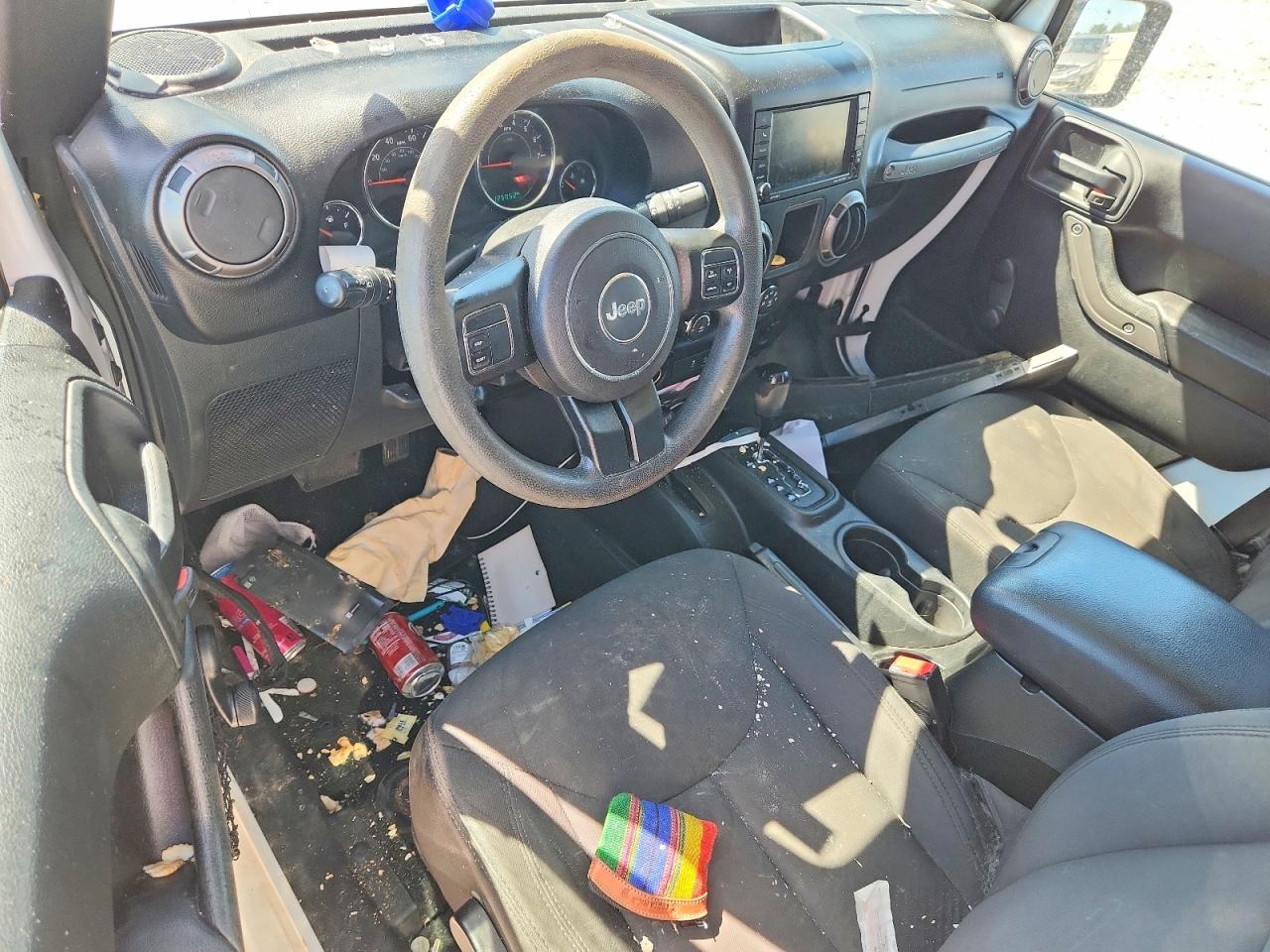 2017 Jeep Wrangler White vin: 1C4BJWDG4HL745604