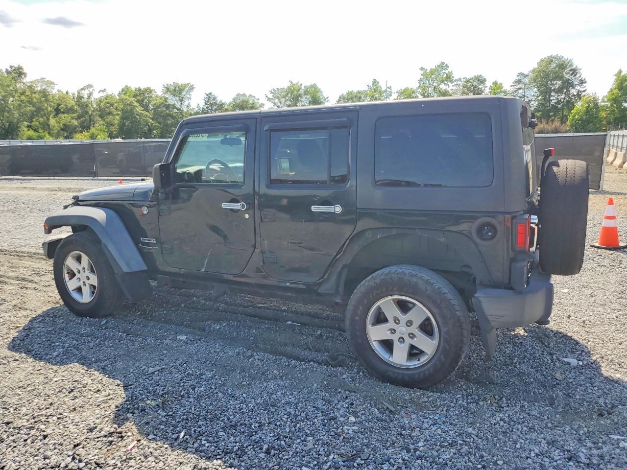 2012 Jeep Wrangler Unlimited Sport Black vin: 1C4BJWDG5CL222245