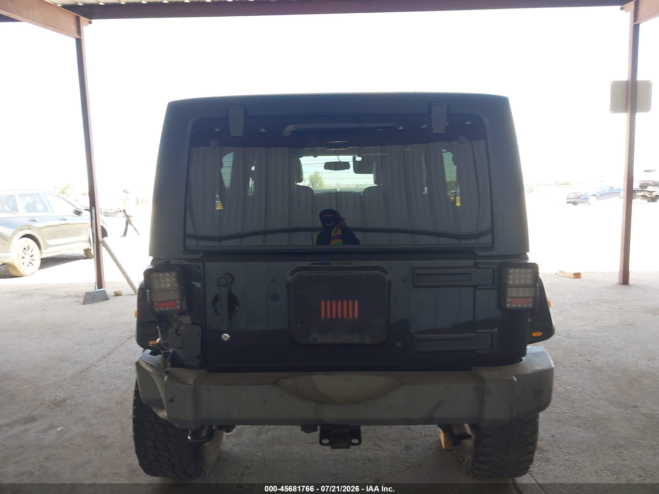2013 Jeep Wrangler Unlimited Sport Black vin: 1C4BJWDG5DL577580