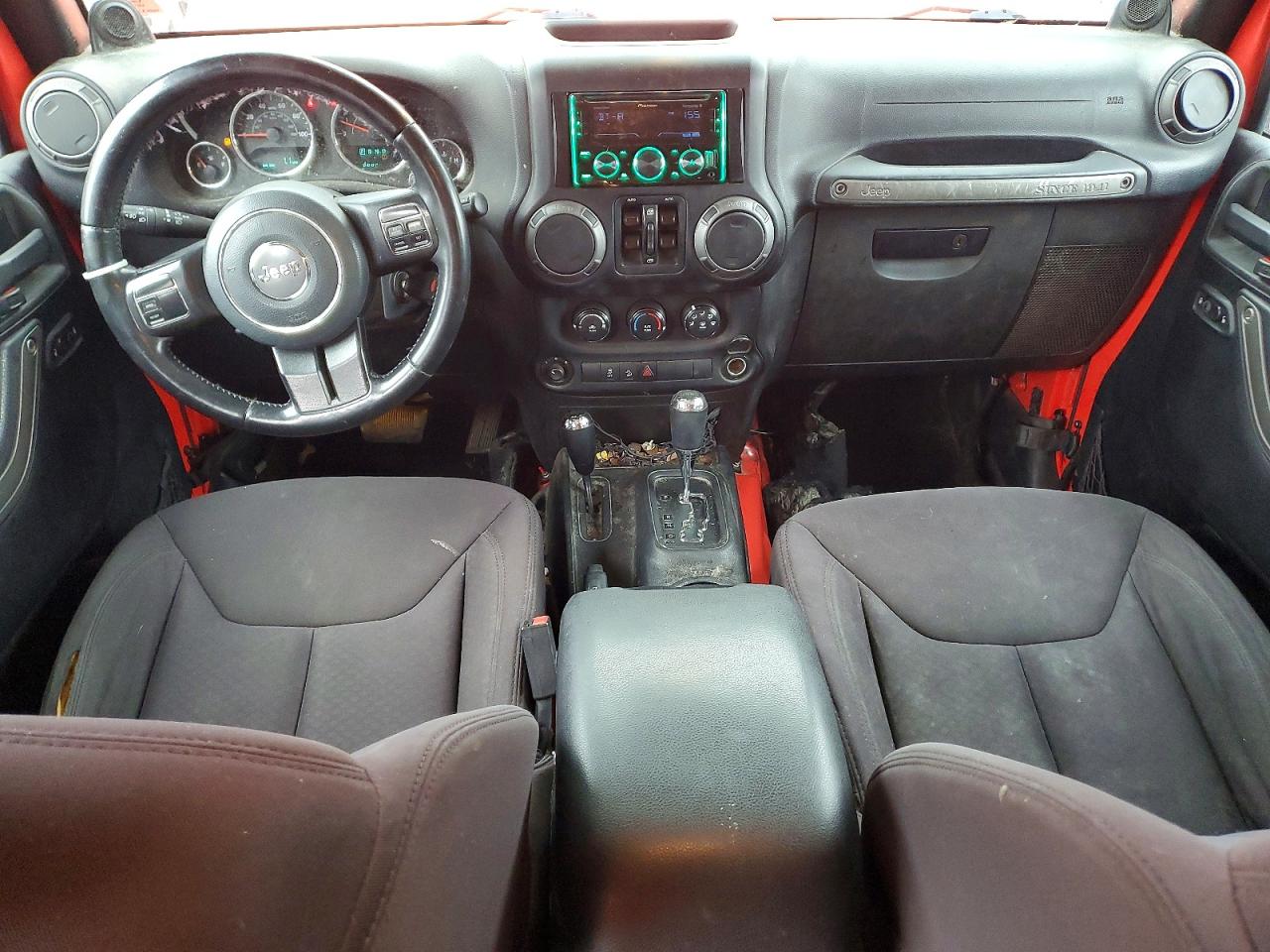 2013 Jeep Wrangler Unlimited Sport Red vin: 1C4BJWDG5DL582536