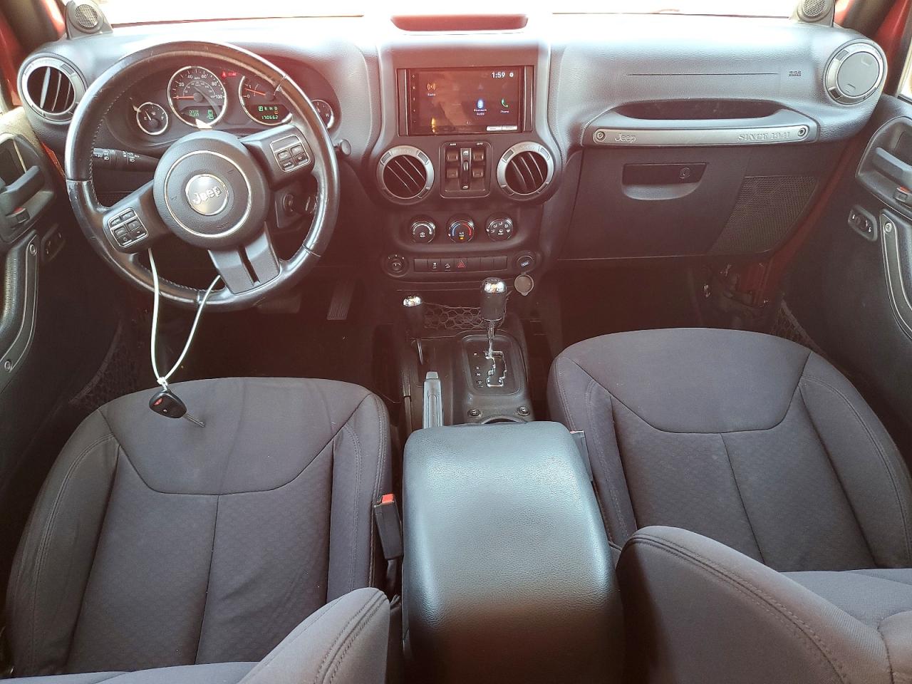 2013 Jeep Wrangler Unlimited Sport Red vin: 1C4BJWDG5DL606740