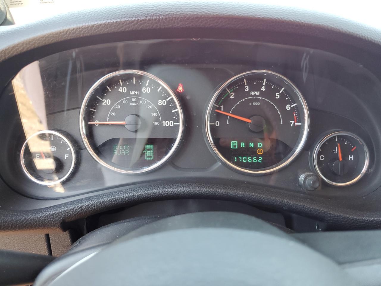 2013 Jeep Wrangler Unlimited Sport Red vin: 1C4BJWDG5DL606740 Damage: Warning - Tire Pressure, On, Unacceptable