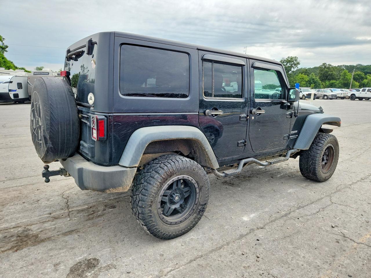 2014 Jeep Wrangler Unlimited Sport Black vin: 1C4BJWDG5EL102691