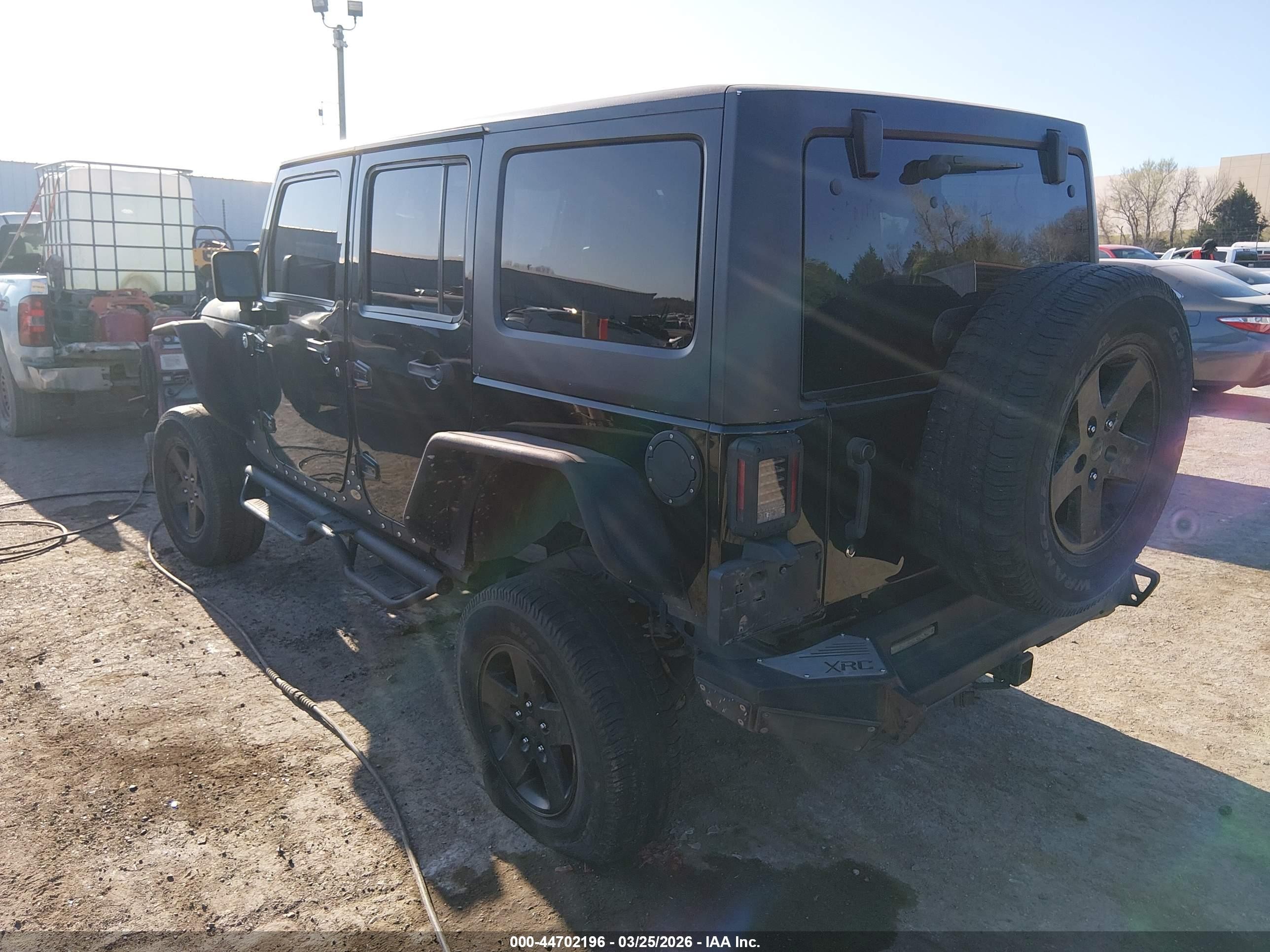 2014 Jeep Wrangler Unlimited Sport Черный vin: 1C4BJWDG5EL156458