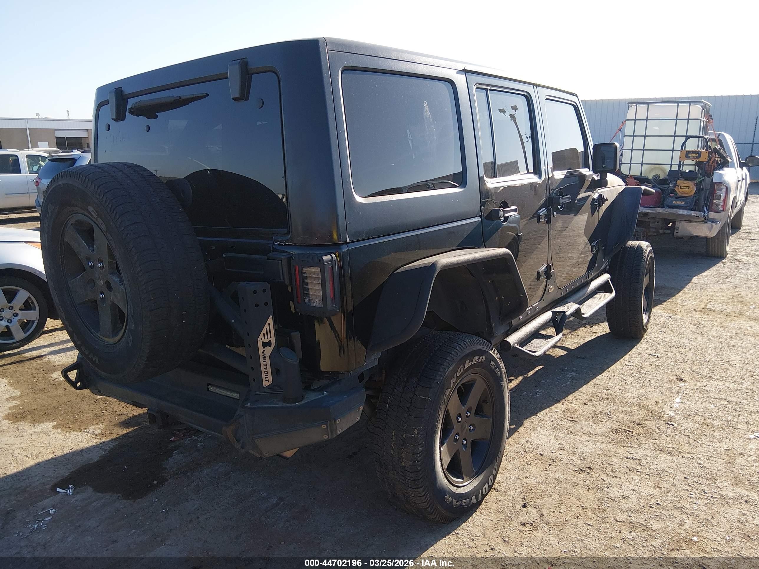 2014 Jeep Wrangler Unlimited Sport Черный vin: 1C4BJWDG5EL156458