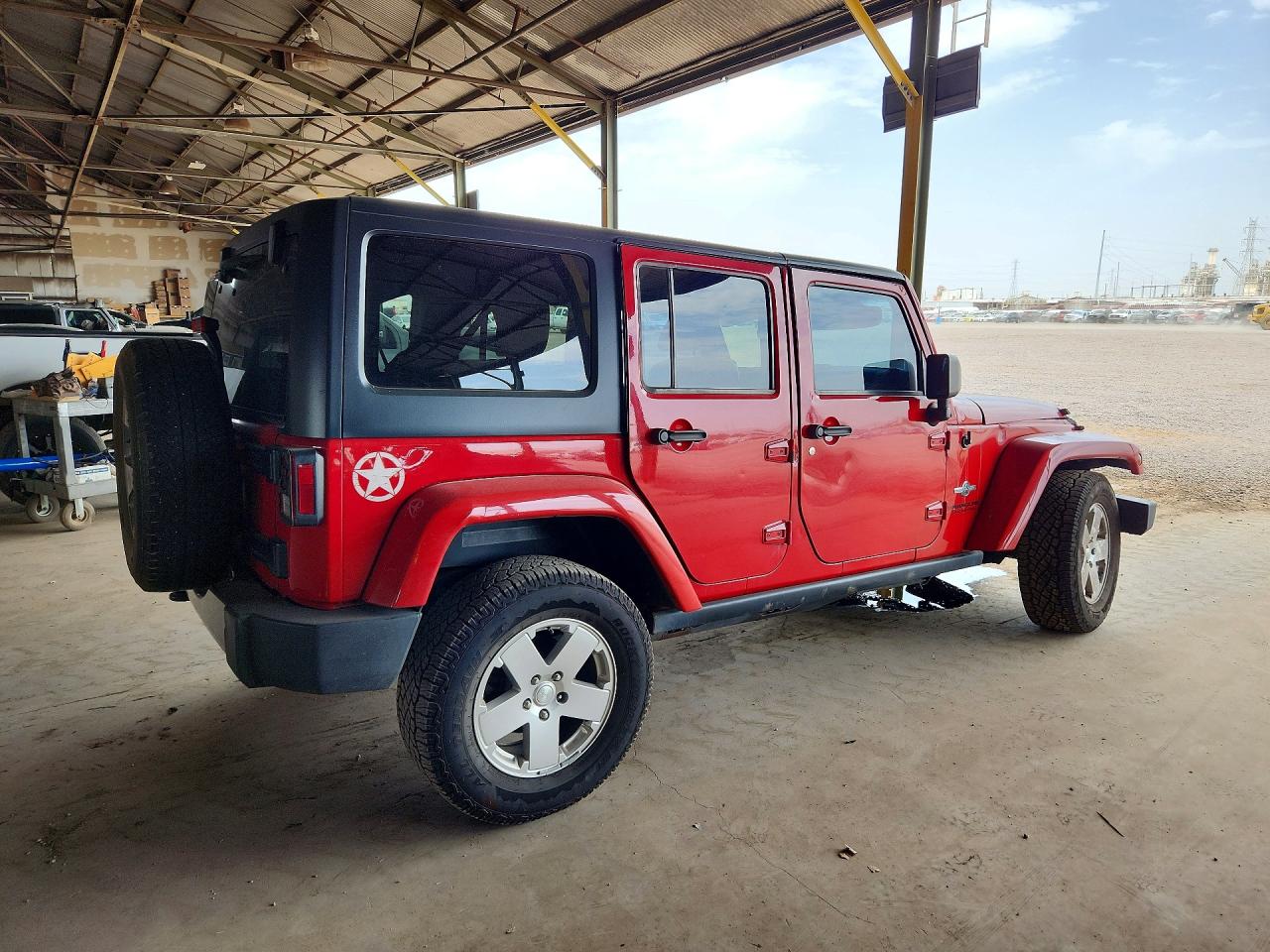2014 Jeep Wrangler Unlimited Sport Red vin: 1C4BJWDG5EL216173
