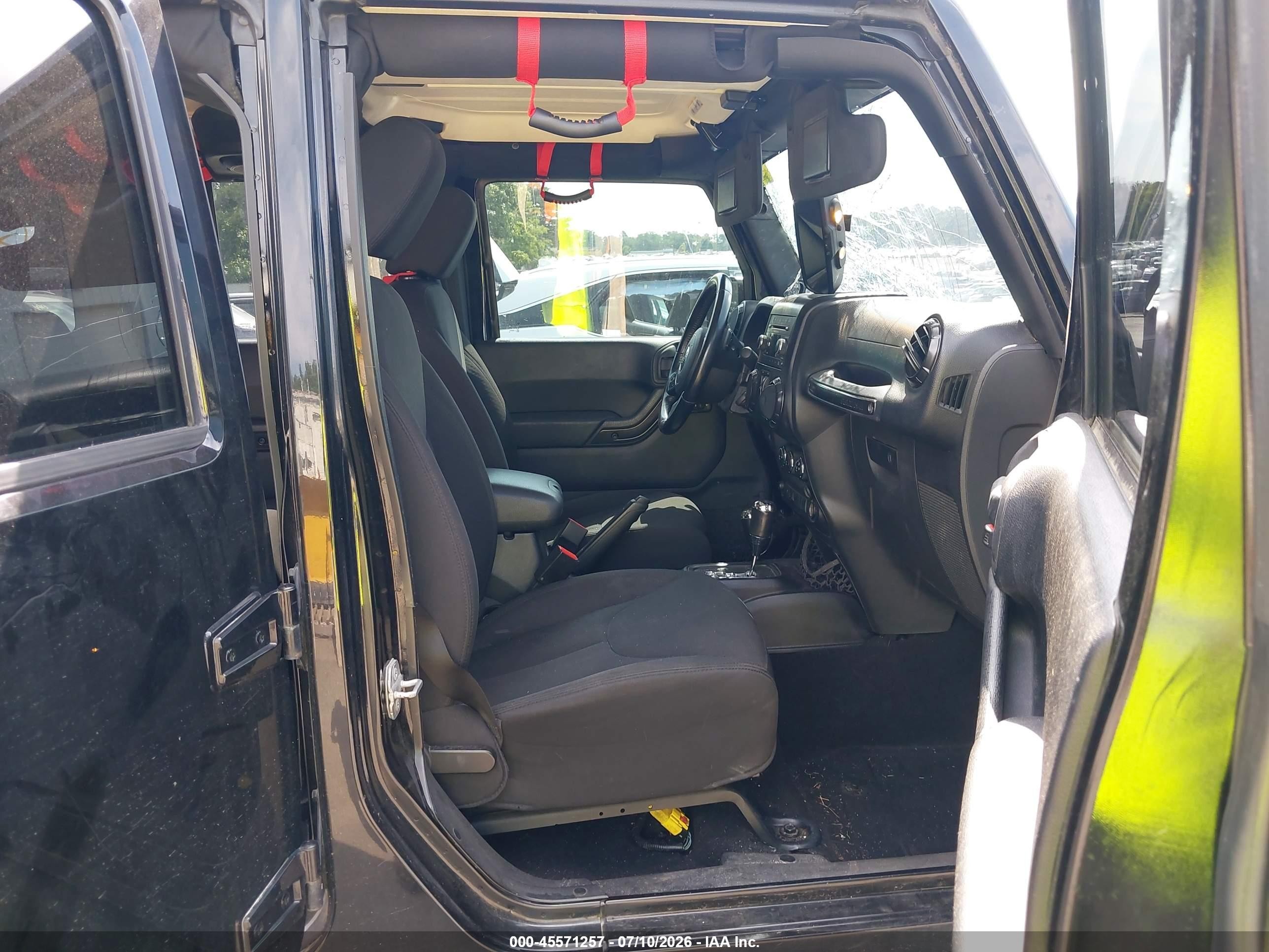 2014 Jeep Wrangler Unlimited Sport Black vin: 1C4BJWDG5EL281069