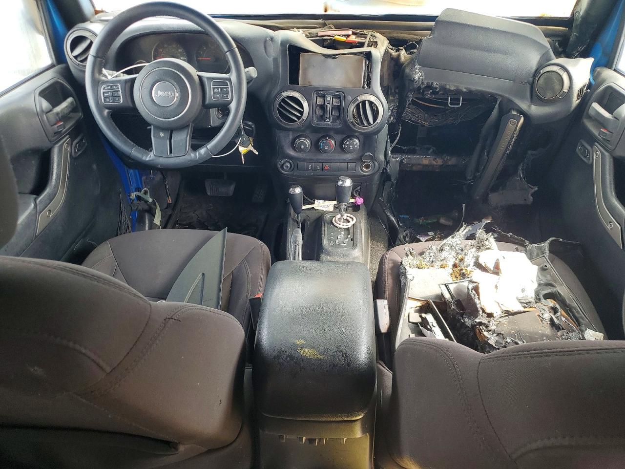 2015 Jeep Wrangler Unlimited Sport Blue vin: 1C4BJWDG5FL510612