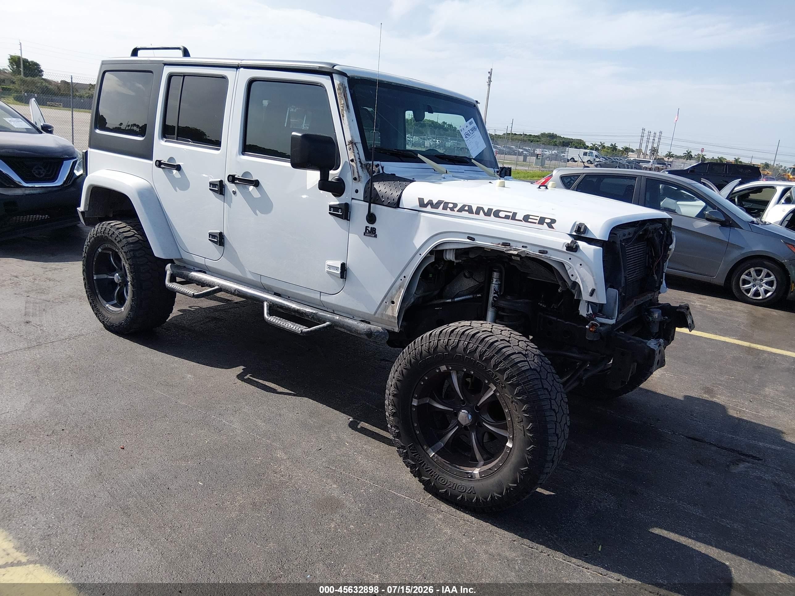 2015 Jeep Wrangler Unlimited Sport White vin: 1C4BJWDG5FL665385