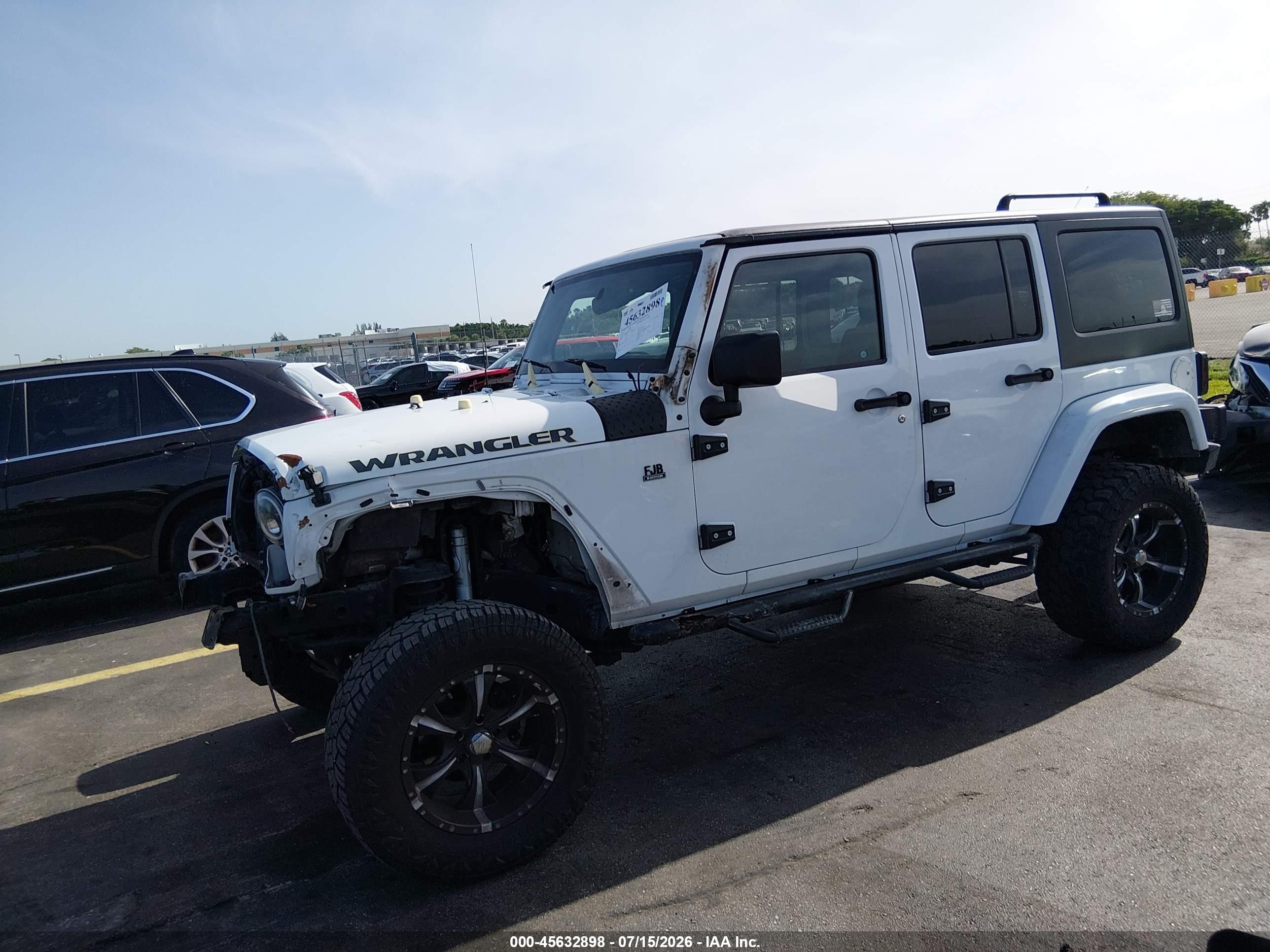 2015 Jeep Wrangler Unlimited Sport White vin: 1C4BJWDG5FL665385