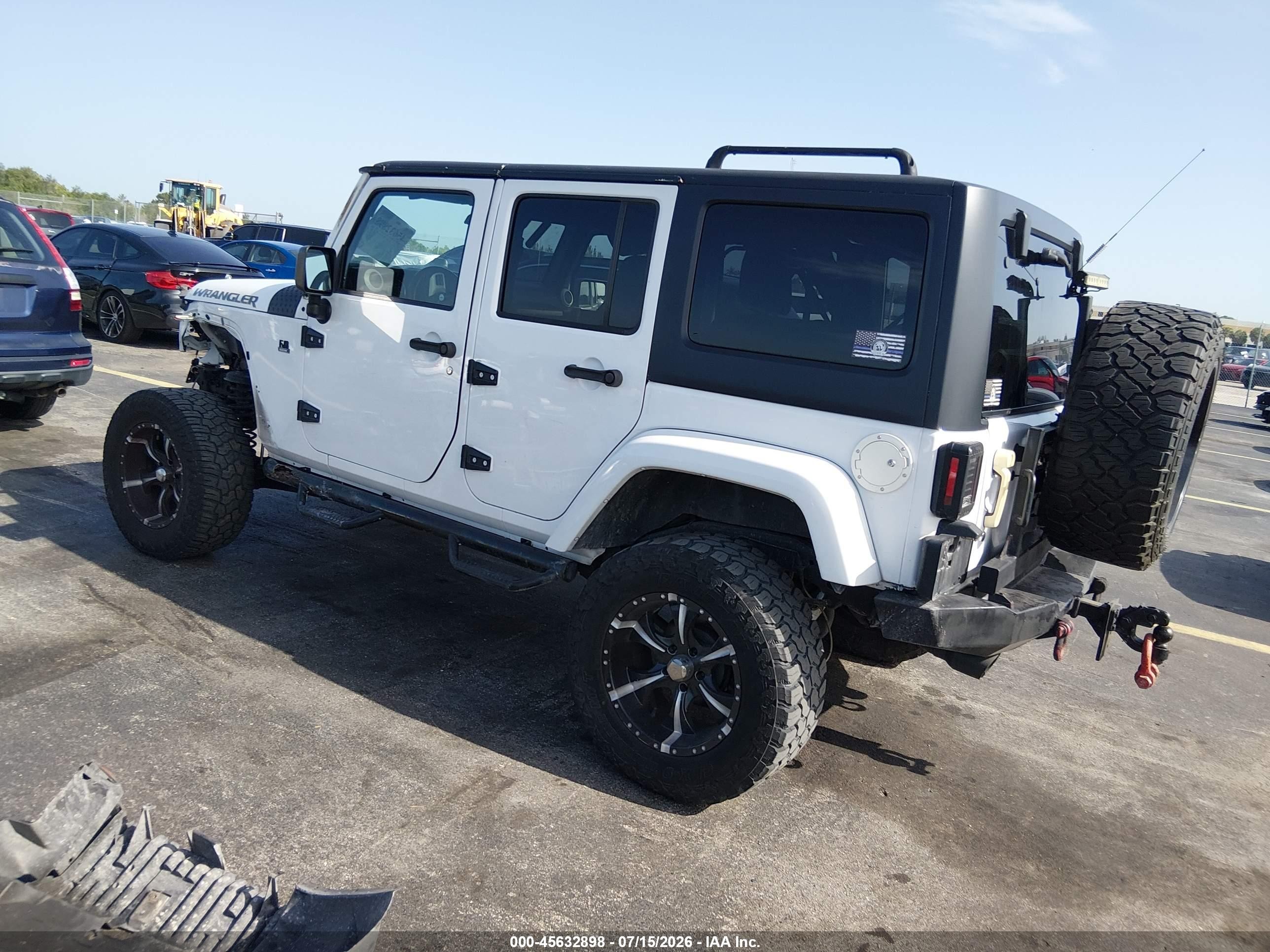 2015 Jeep Wrangler Unlimited Sport White vin: 1C4BJWDG5FL665385